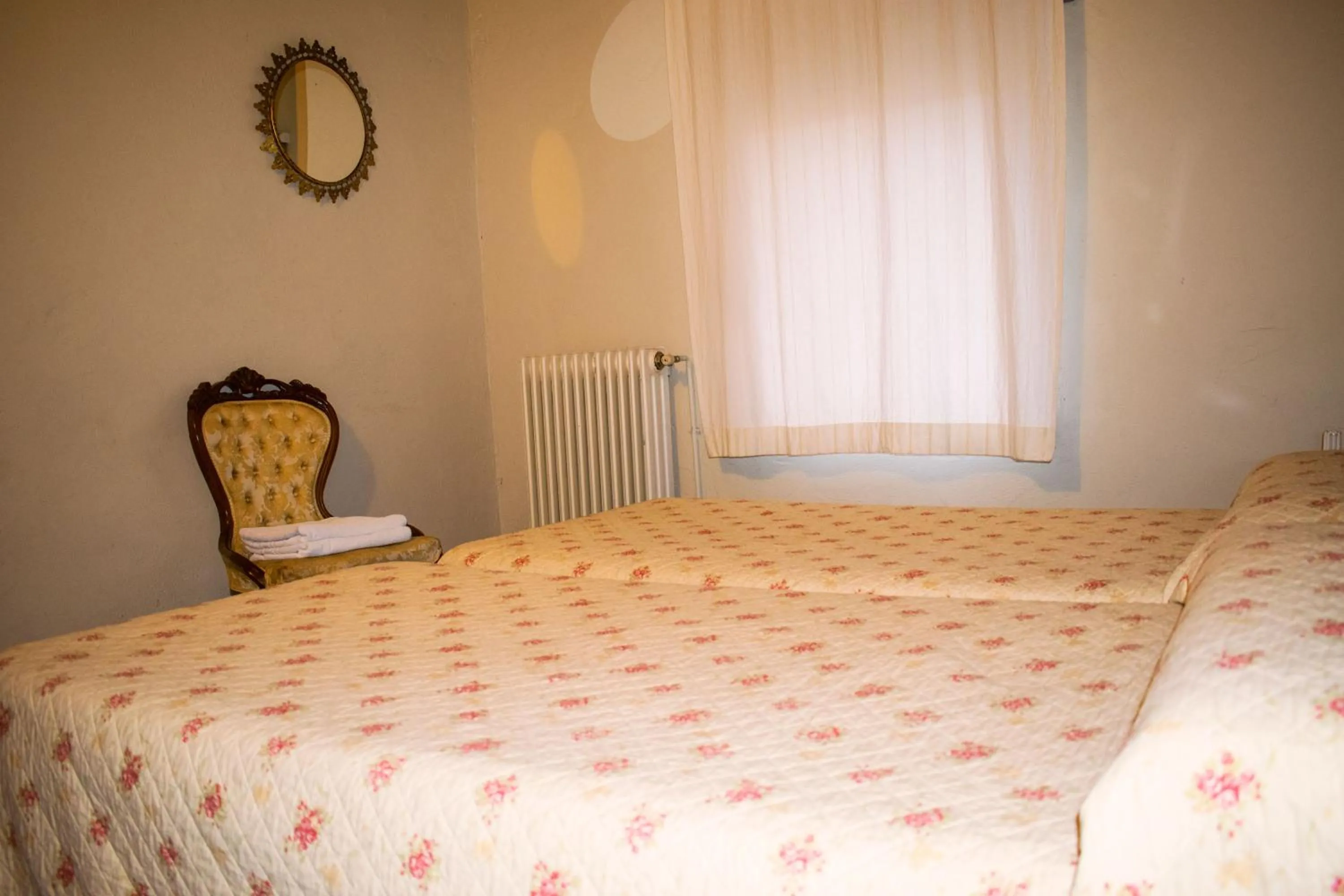 Bed in Palacio de Velamazán