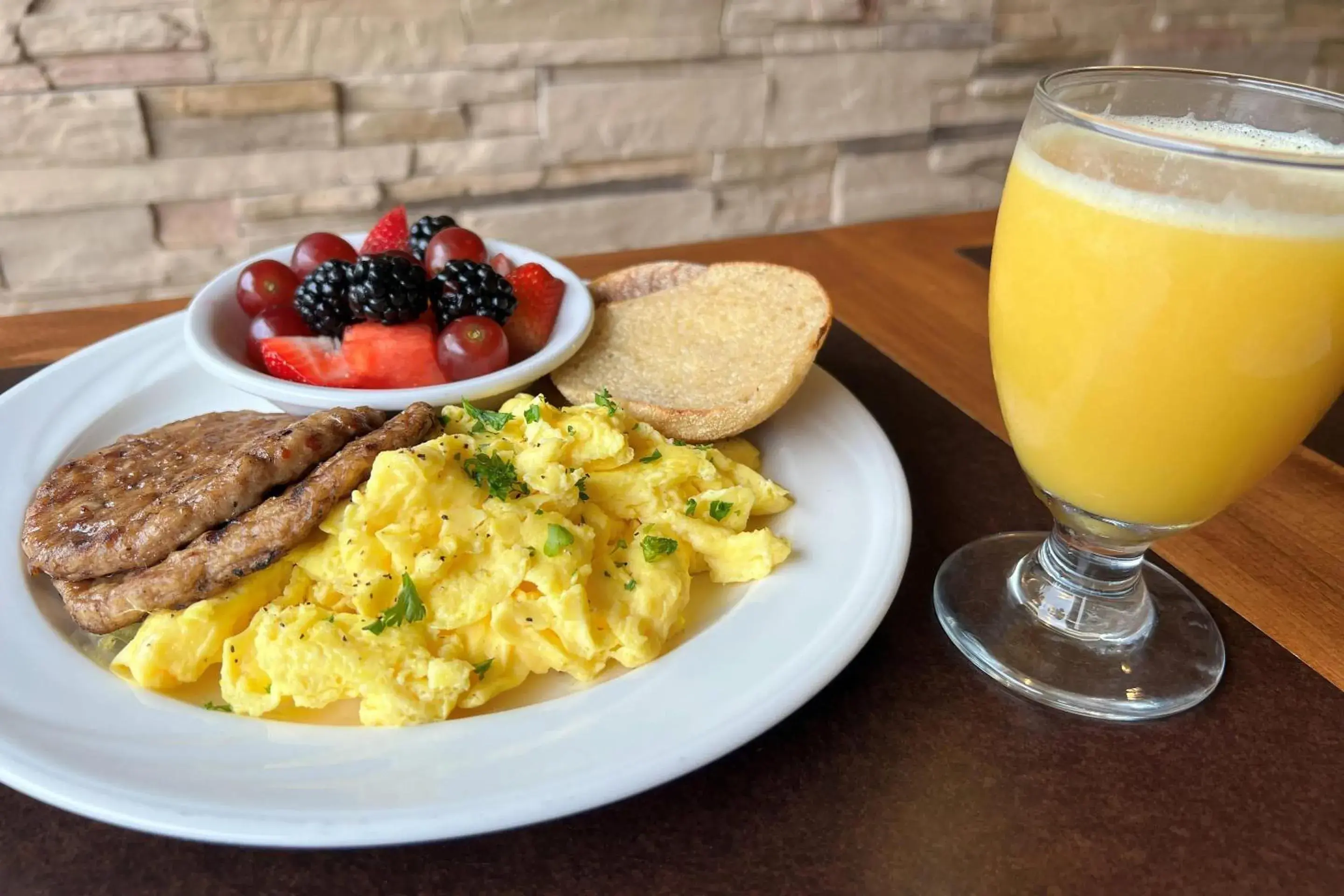 Breakfast in Radisson Hotel La Crosse Breakfast in Radisson Hotel La Crosse