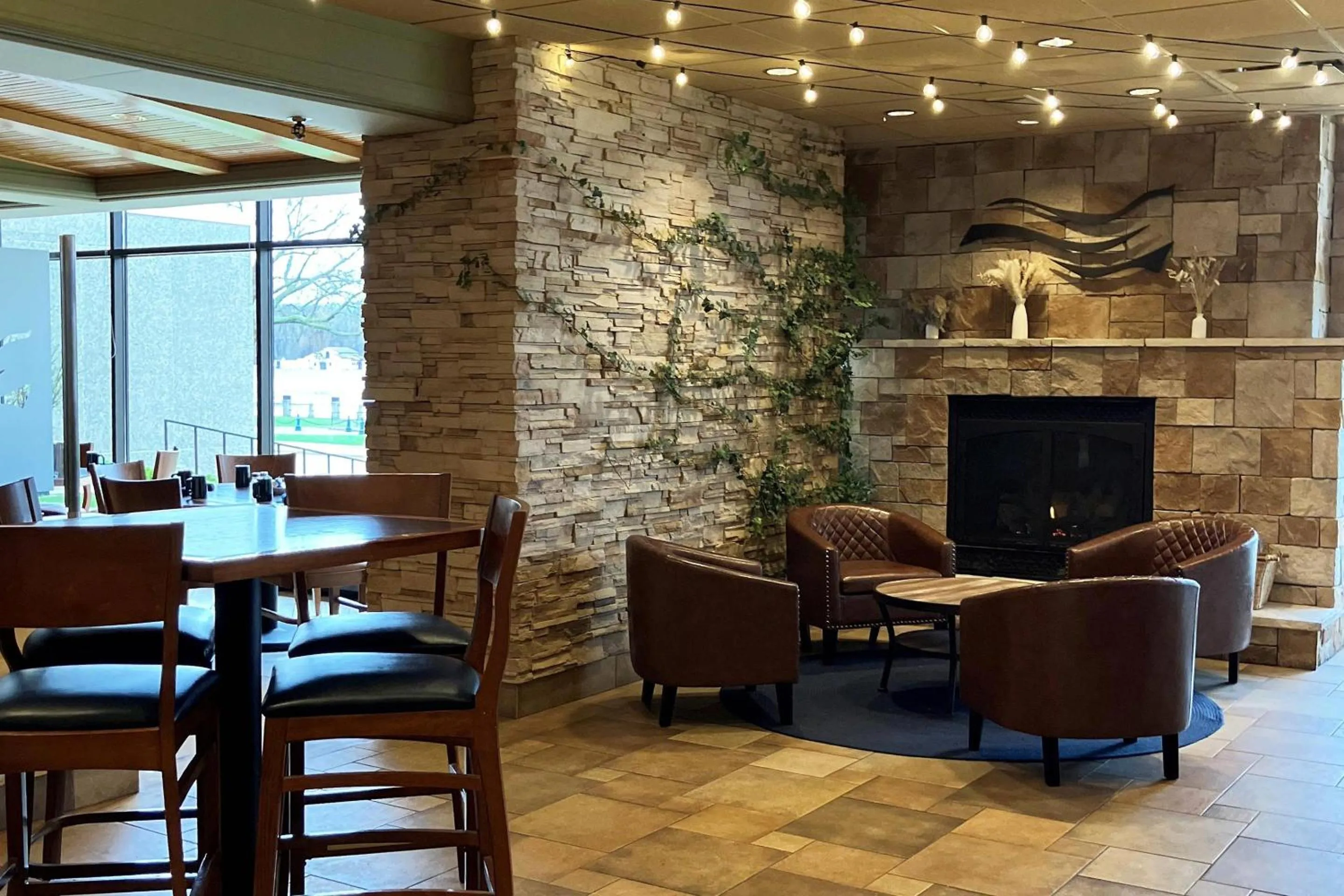 Restaurant/places to eat in Radisson Hotel La Crosse