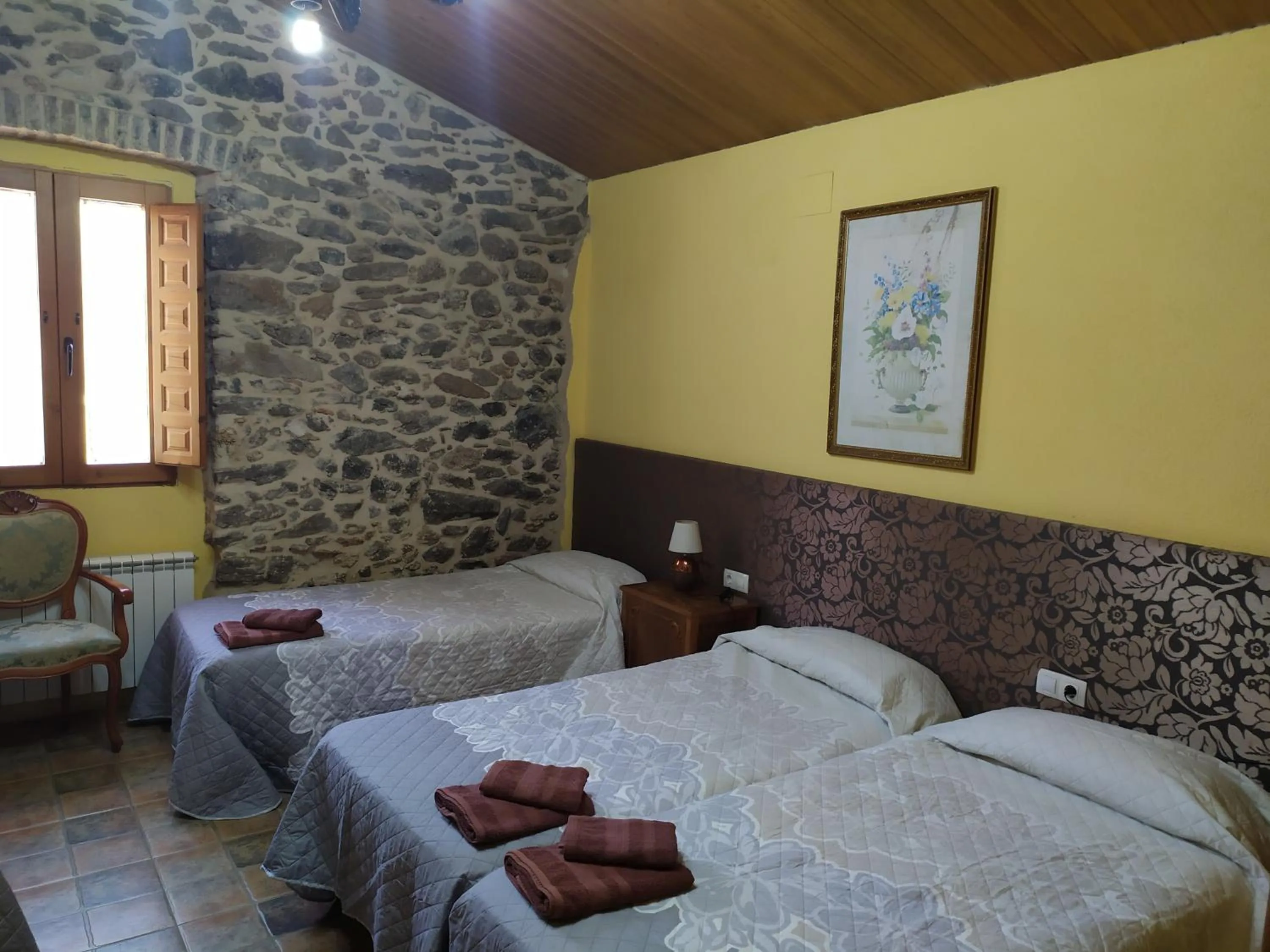 Bedroom, Bed in Can Pobric