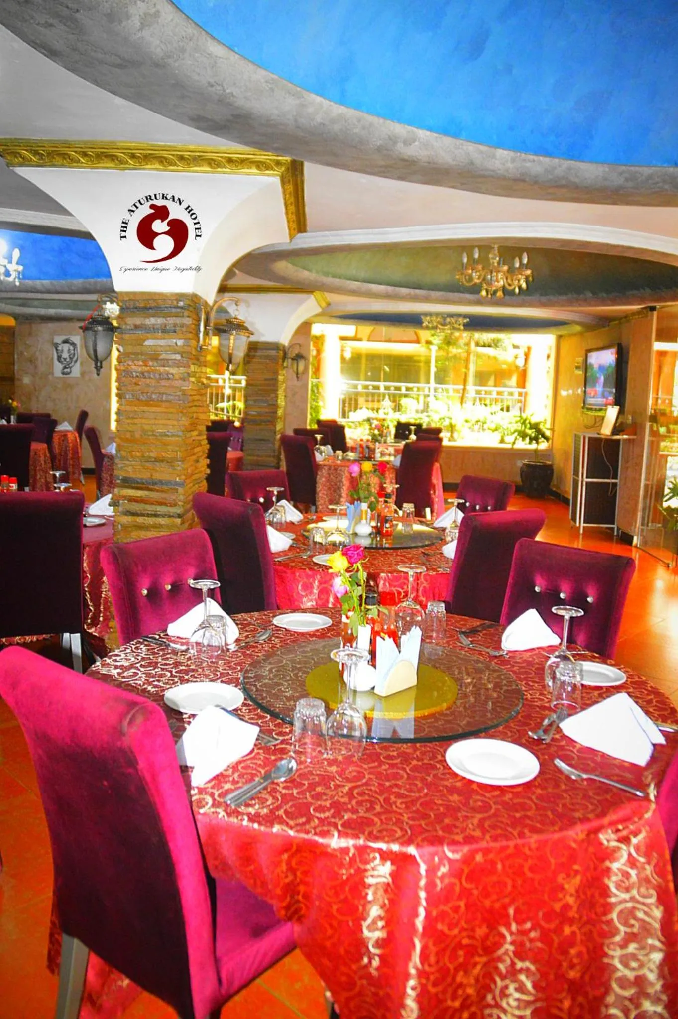 Restaurant/places to eat in Aturukan Hotel