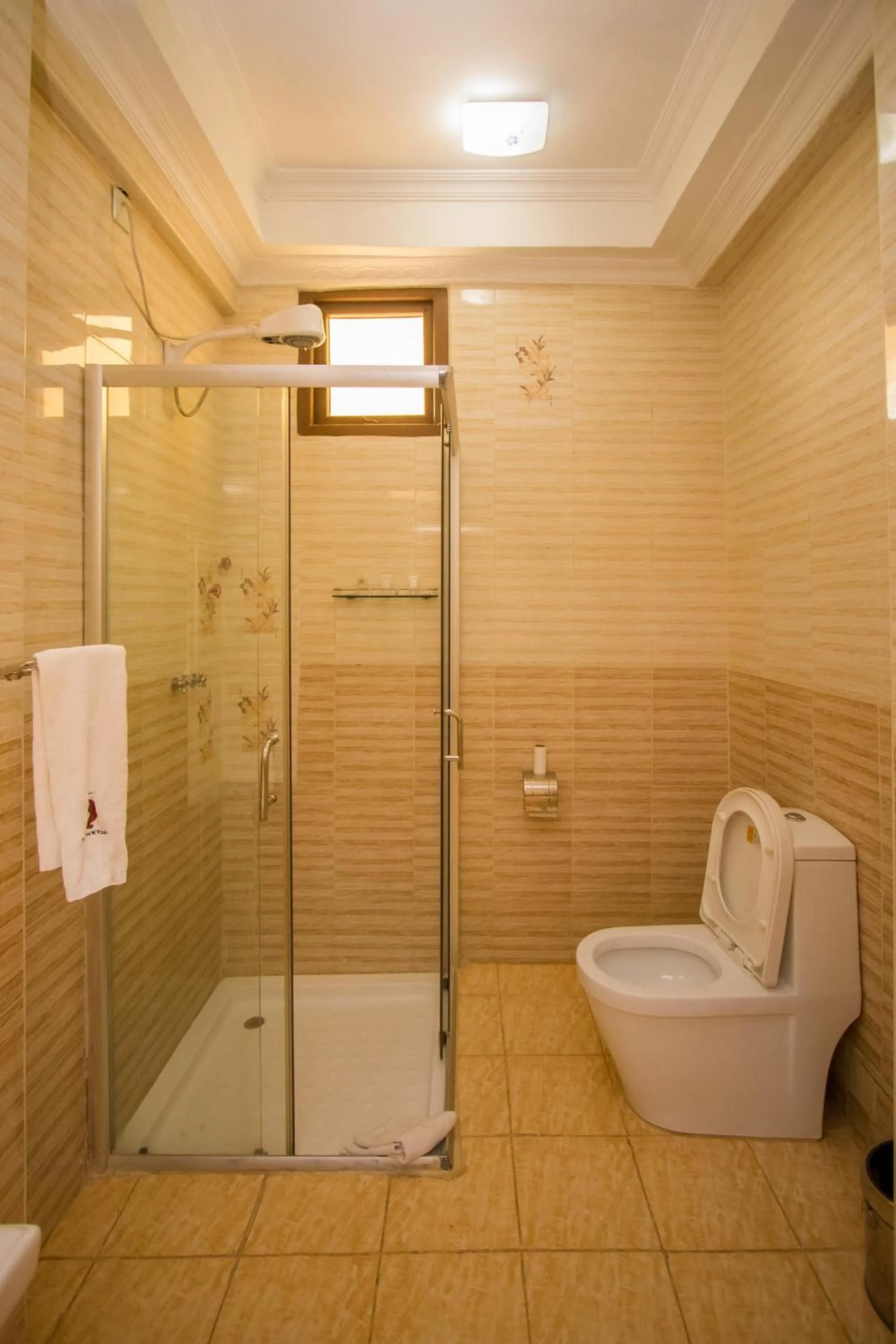 Bathroom in Aturukan Hotel