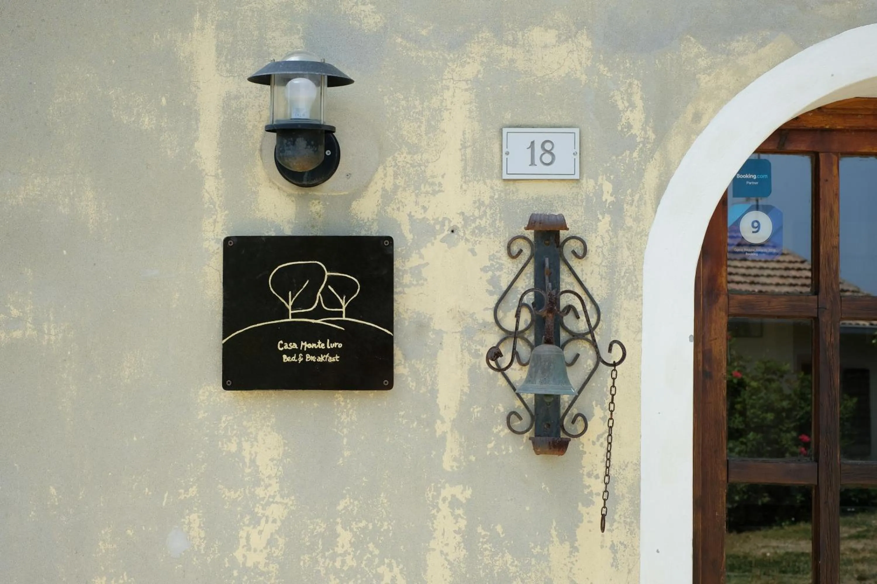 Facade/entrance in Casa Monteluro - B&b