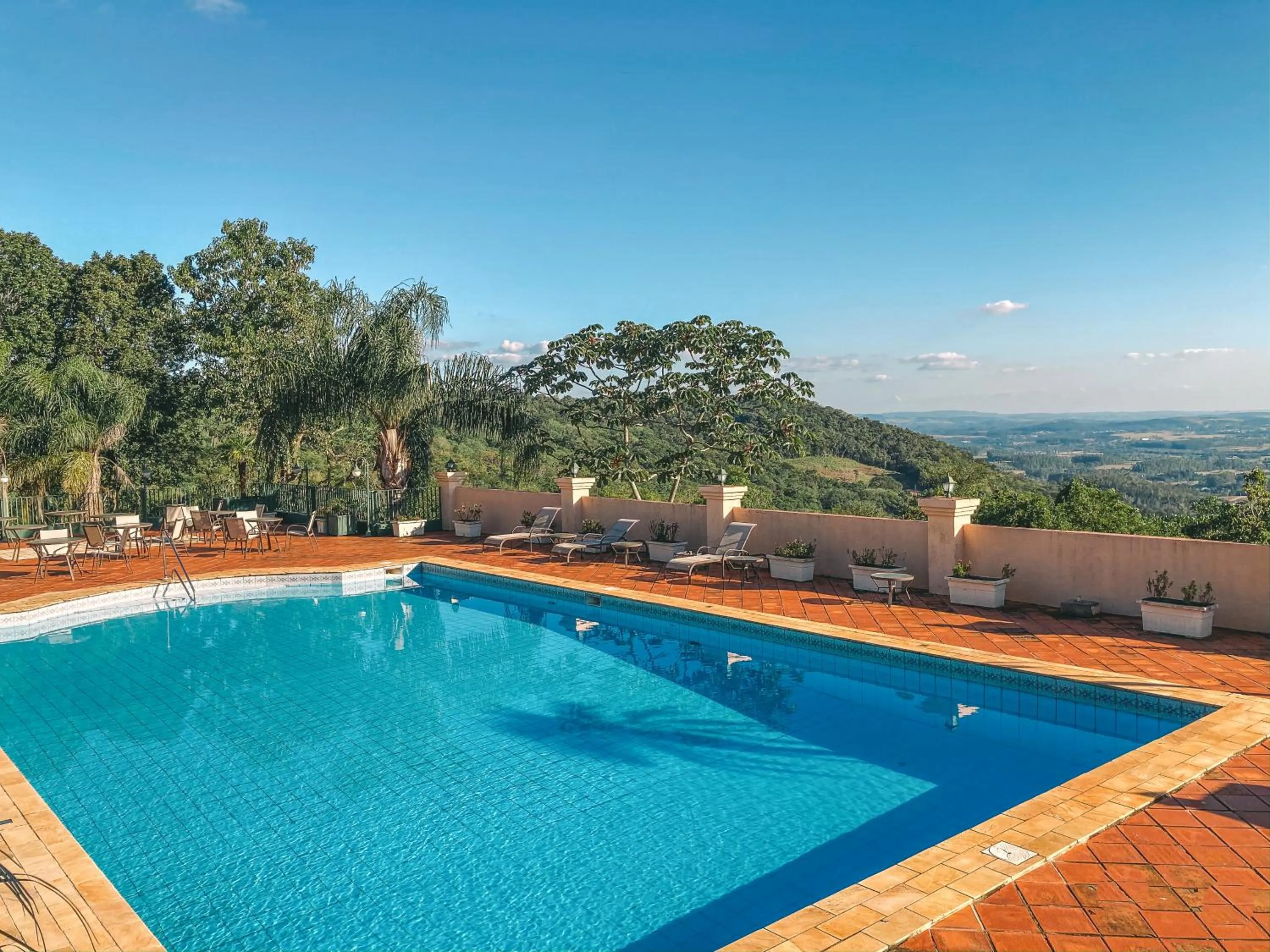 Pool view in Hotel Visconte D'Italia