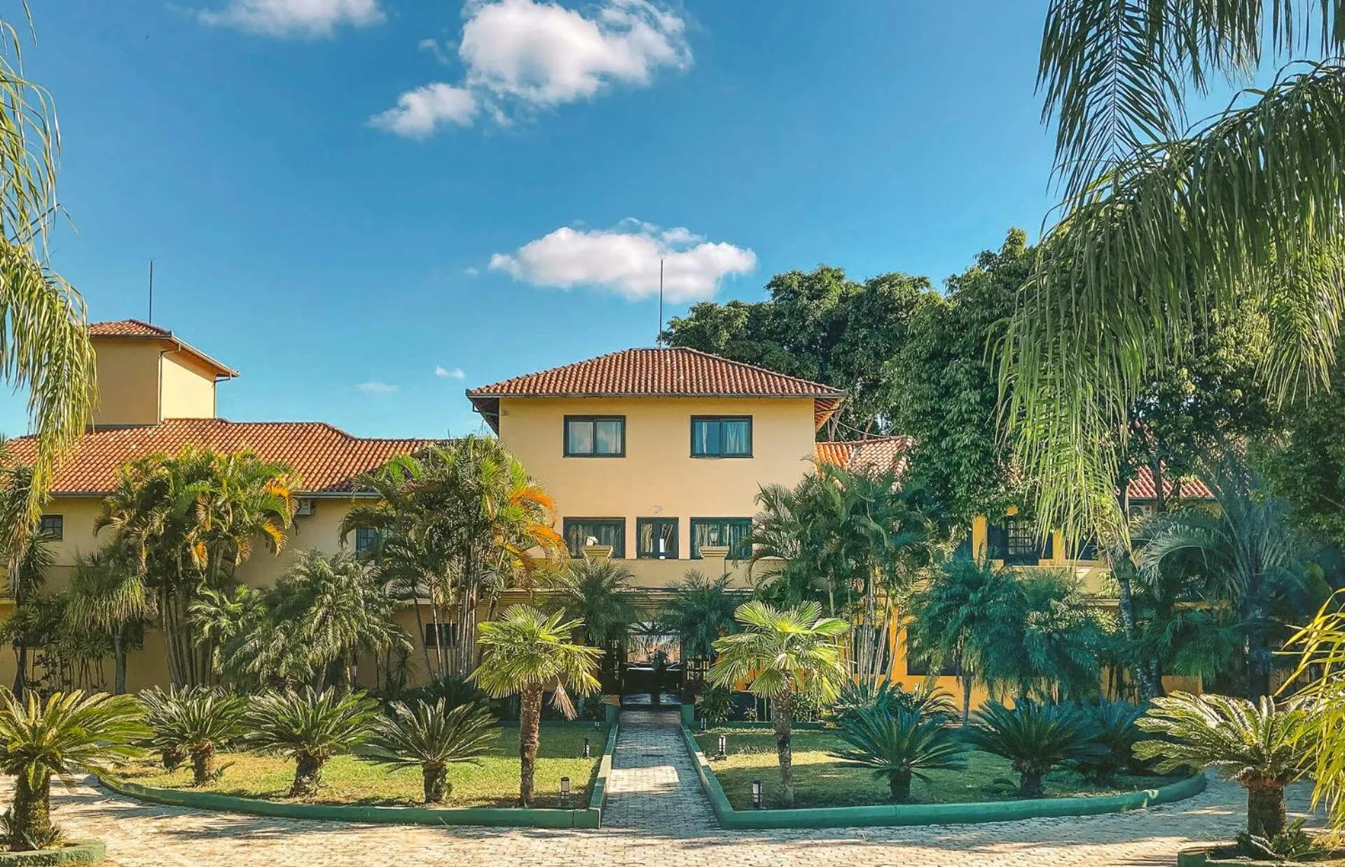 Property building in Hotel Visconte D'Italia