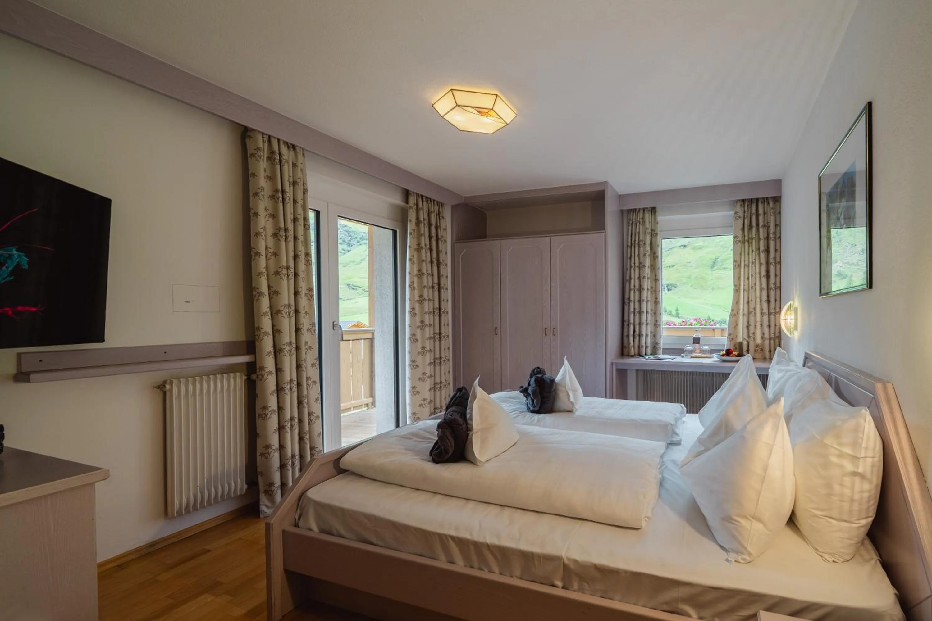 Bed in Montresor Hotel Pfeldererhof