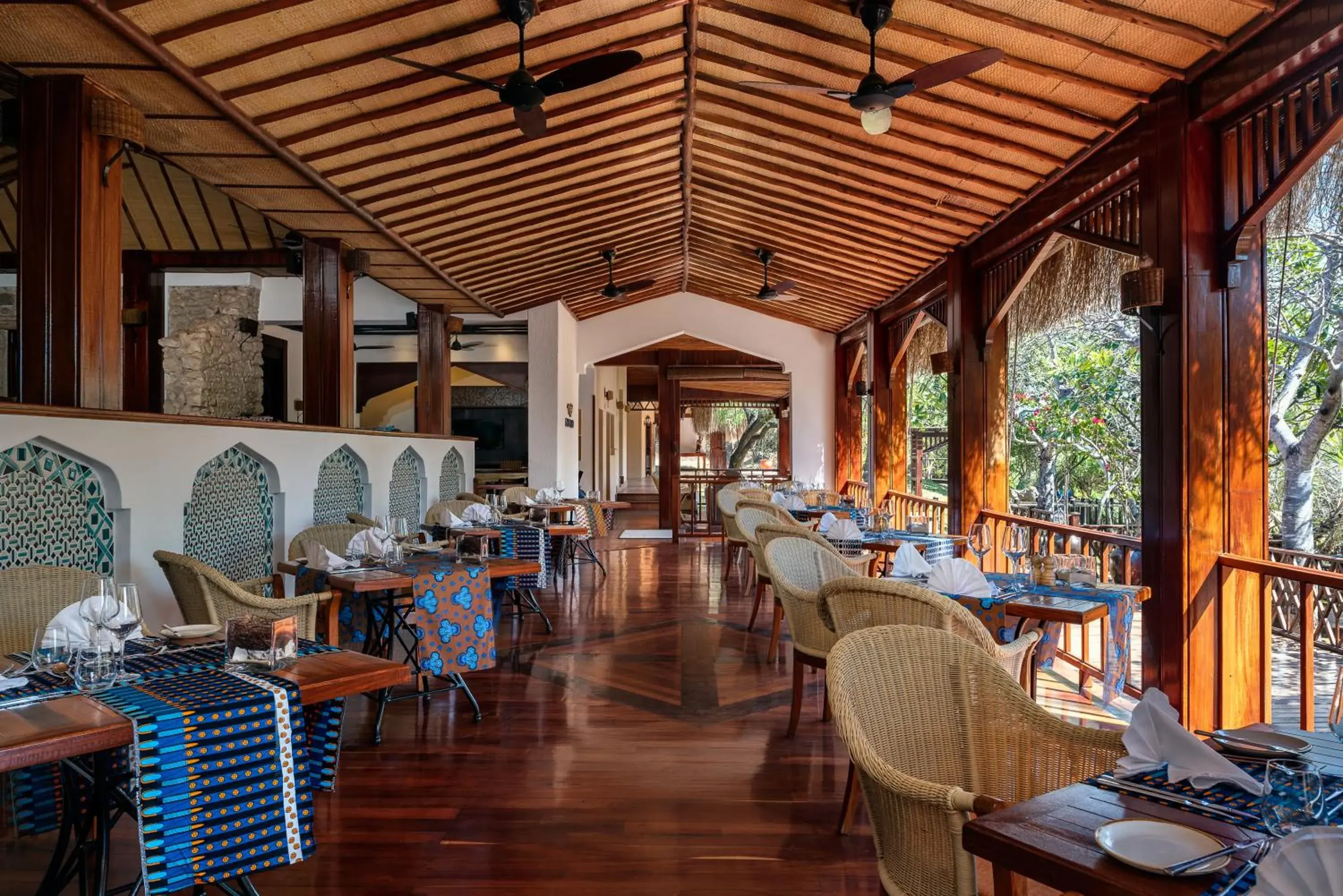 Restaurant/places to eat in Anantara Bazaruto Island Resort Restaurant/places to eat in Anantara Bazaruto Island Resort
