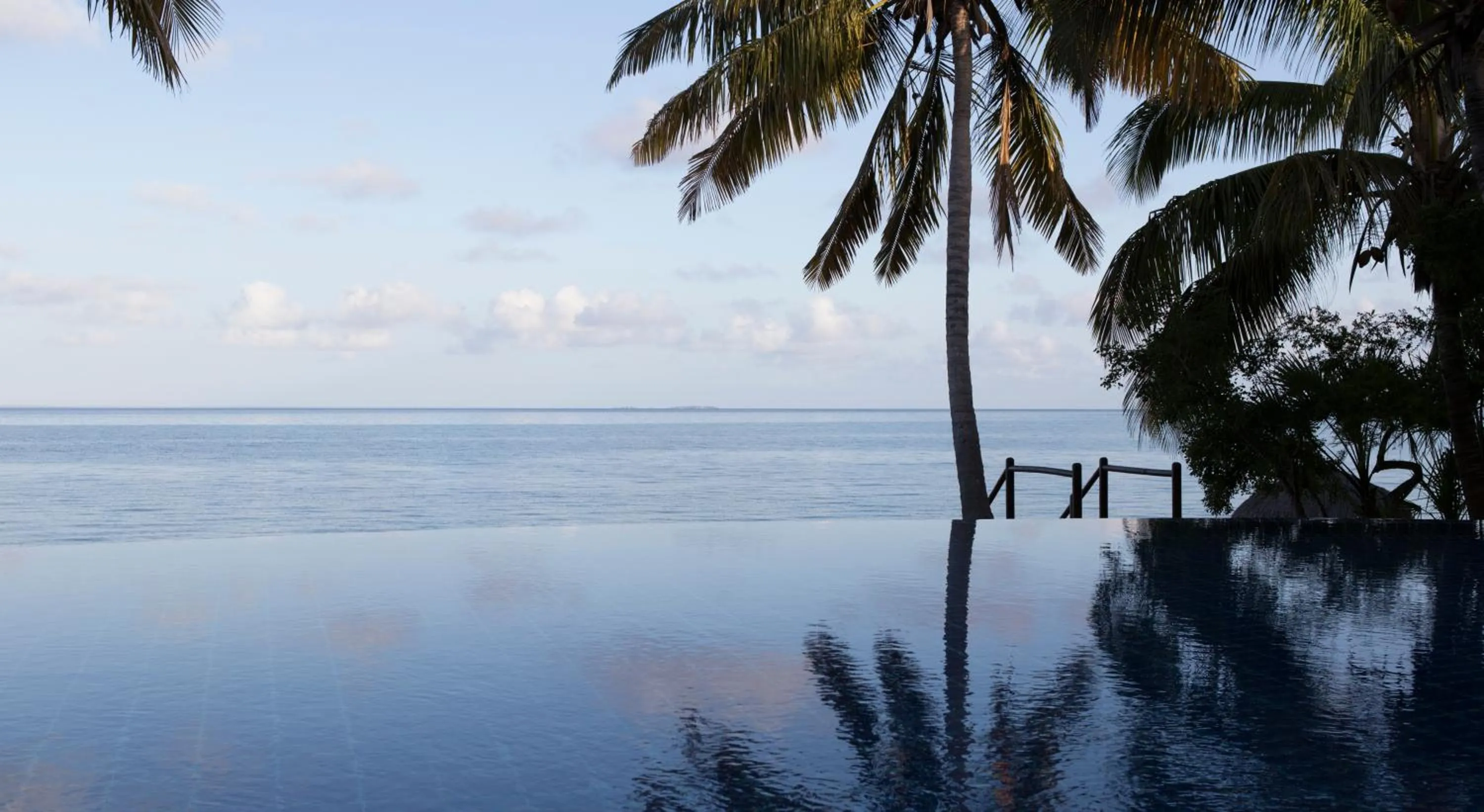 Swimming pool in Anantara Bazaruto Island Resort