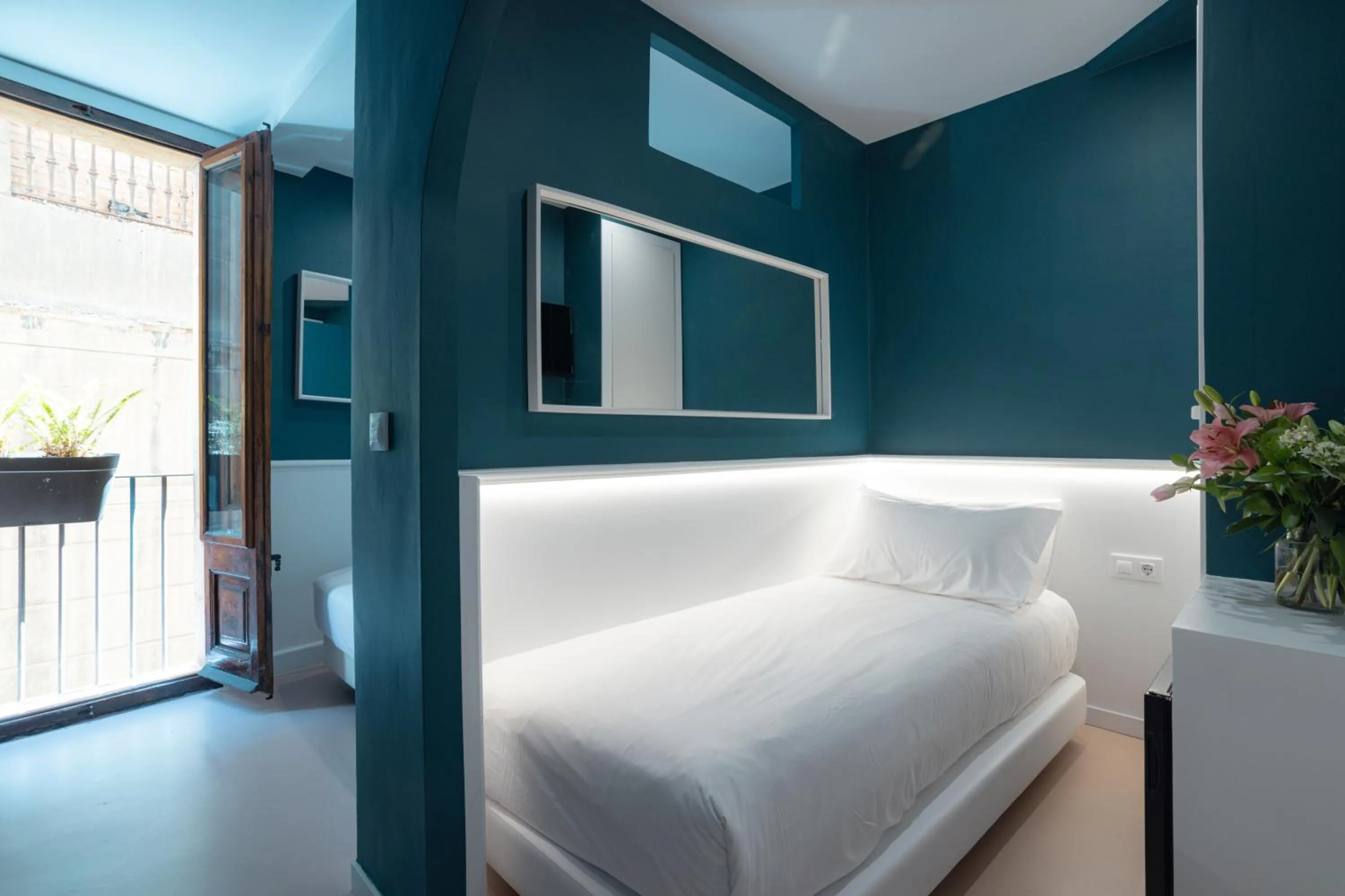 Bedroom, Bed in Hostal Sol y K