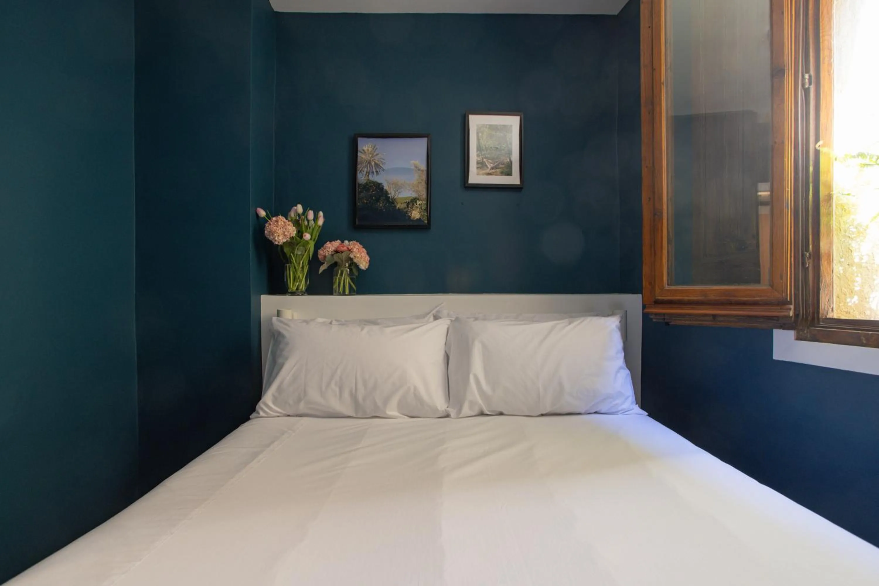 Bedroom, Bed in Hostal Sol y K