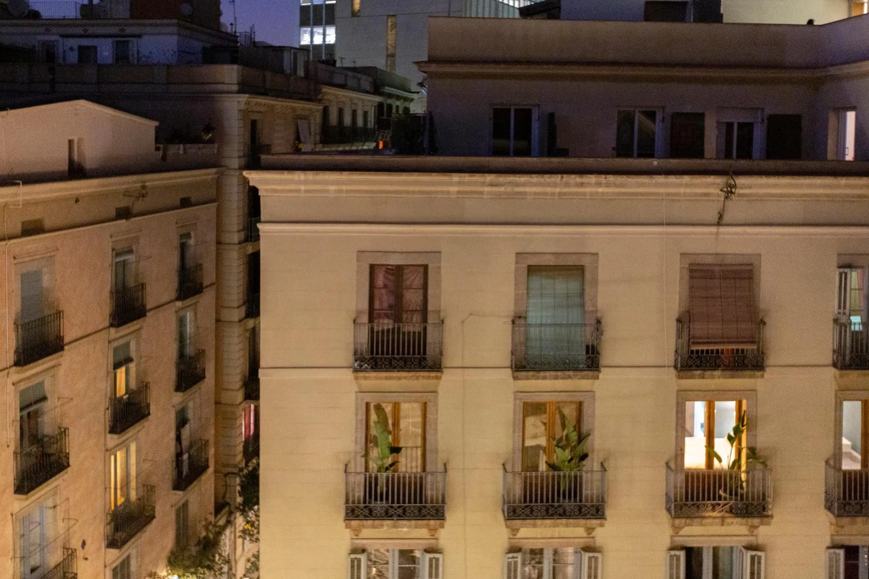 Property building in Hostal Sol y K