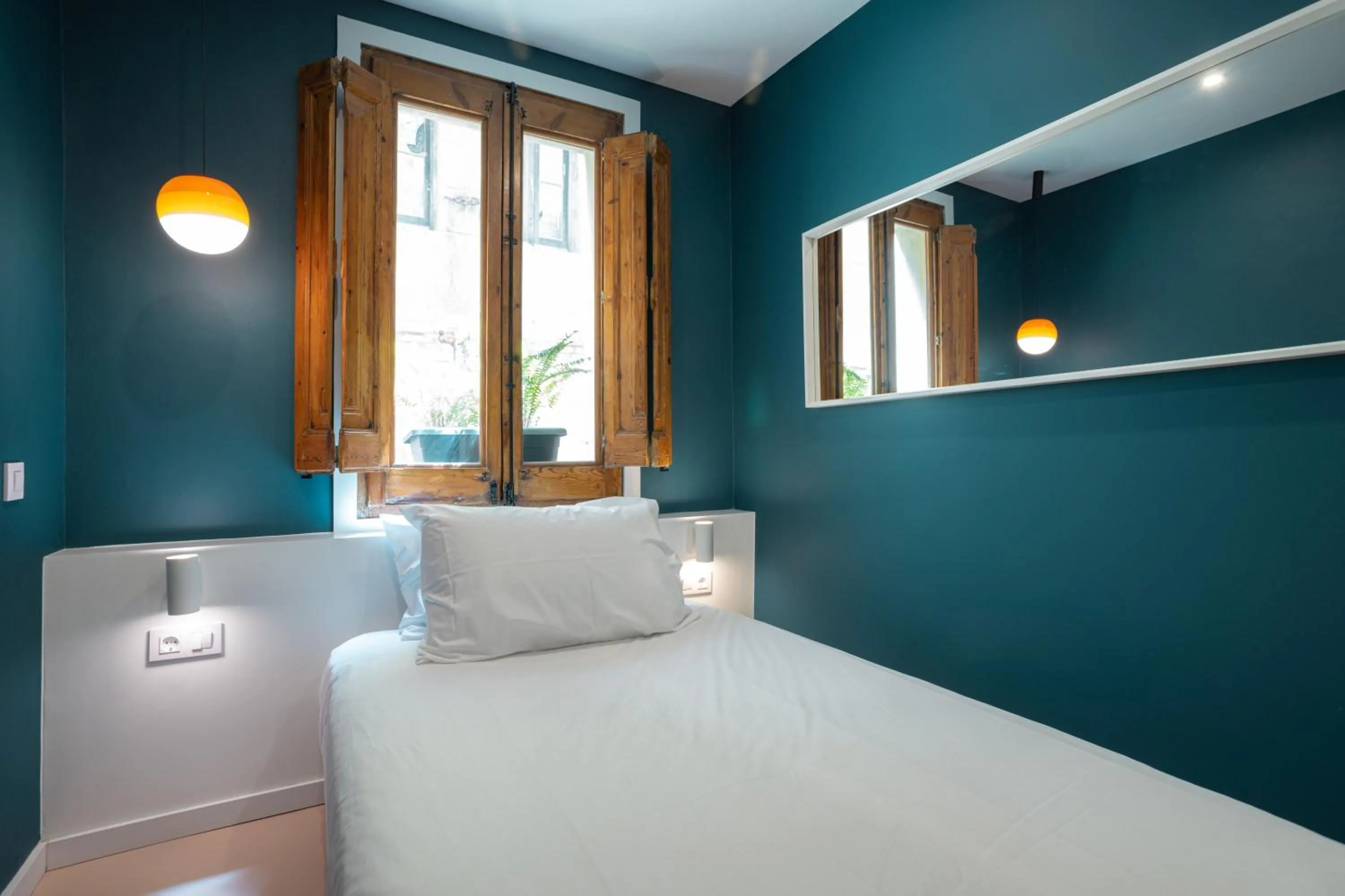 Bedroom, Bed in Hostal Sol y K