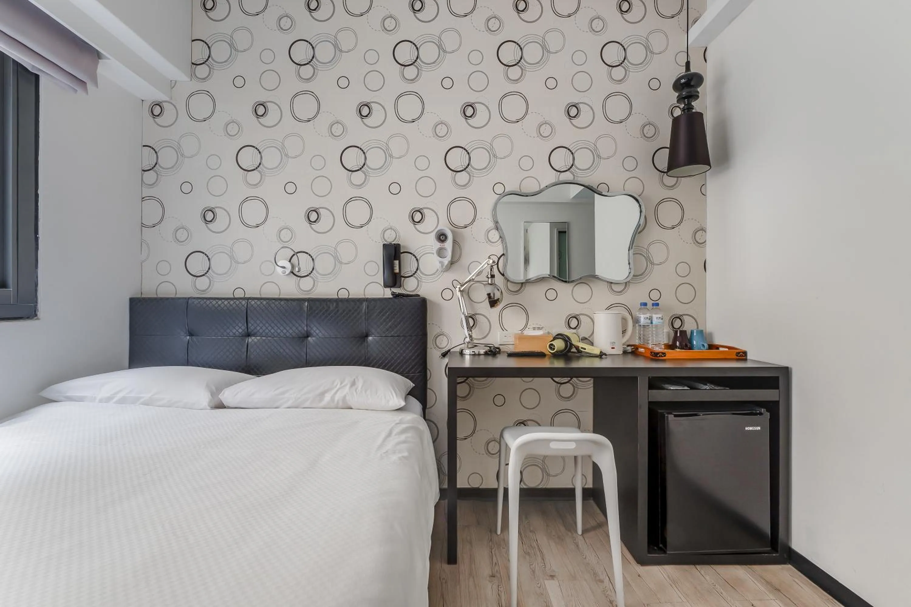 Bed in CHECK inn Express Kaohsiung Love River