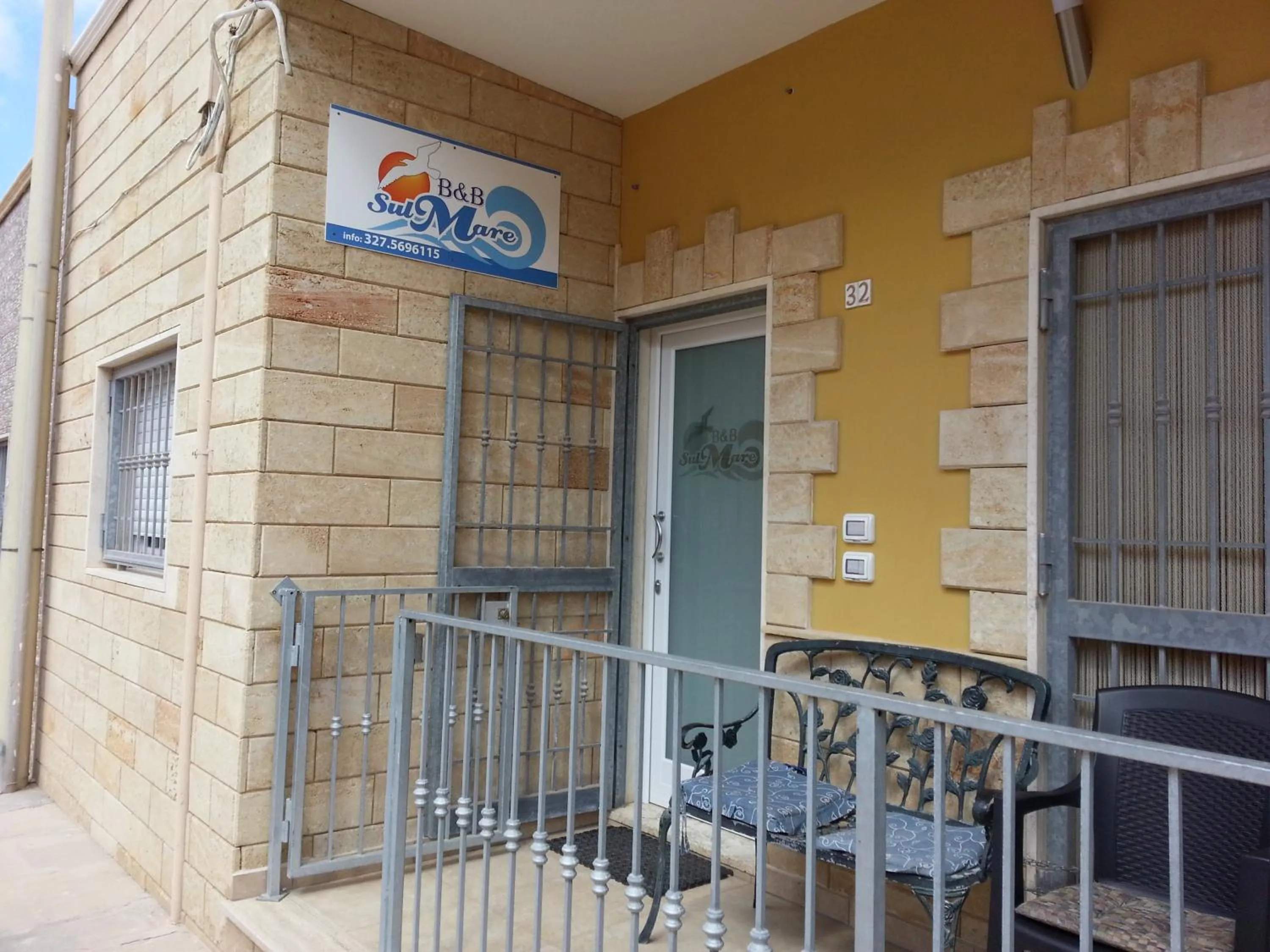 Facade/entrance in B&B sul Mare