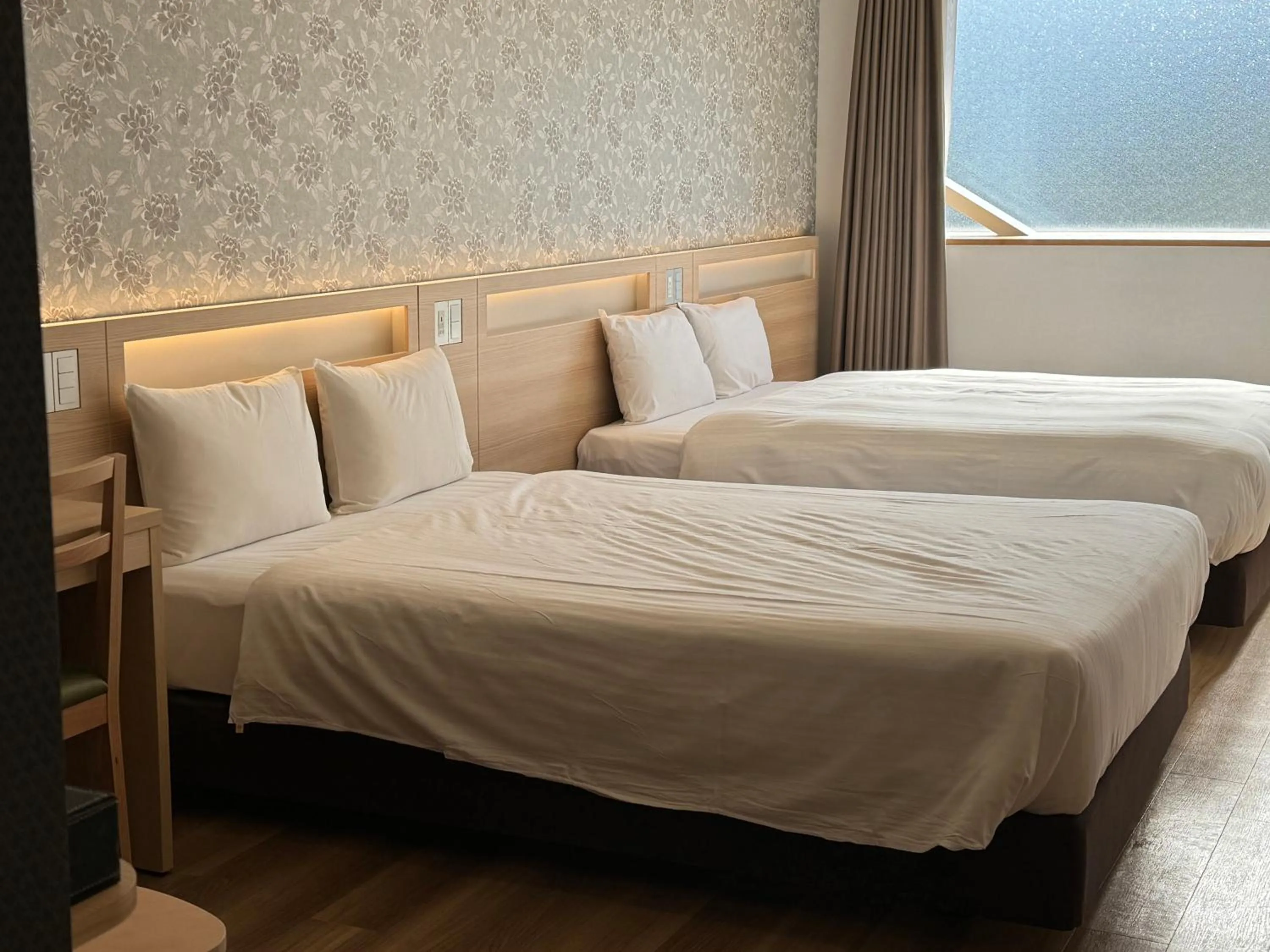 Bedroom, Bed in Kansai International Airport Hotel 11