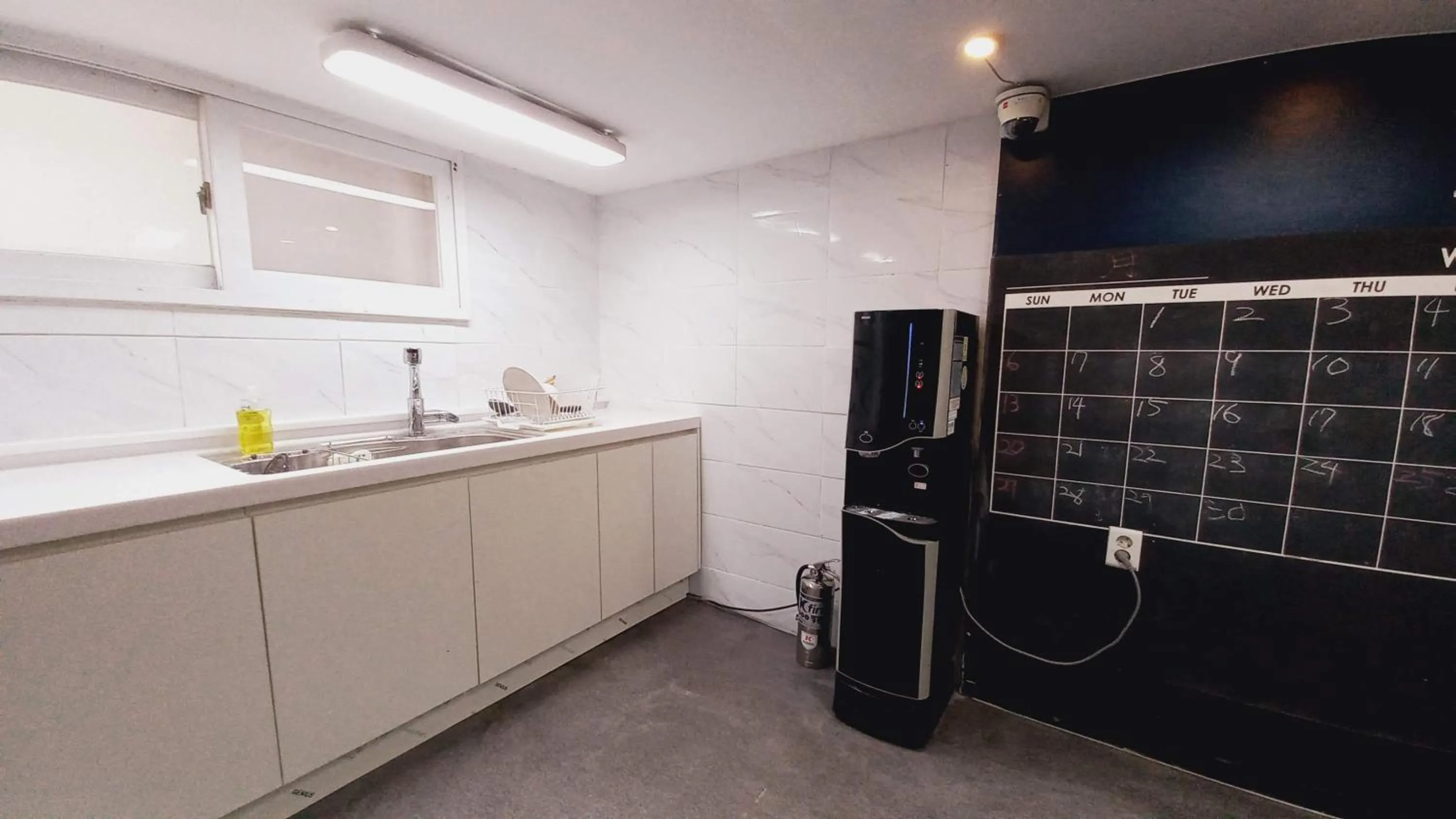 Kitchen or kitchenette in Haechi Stay GuestHouse - For foreigners only