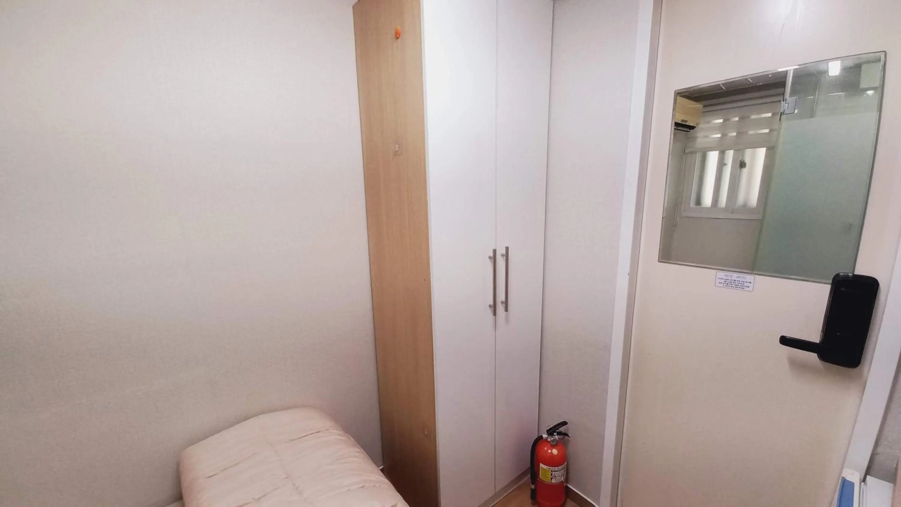 Haechi Stay GuestHouse - For foreigners only