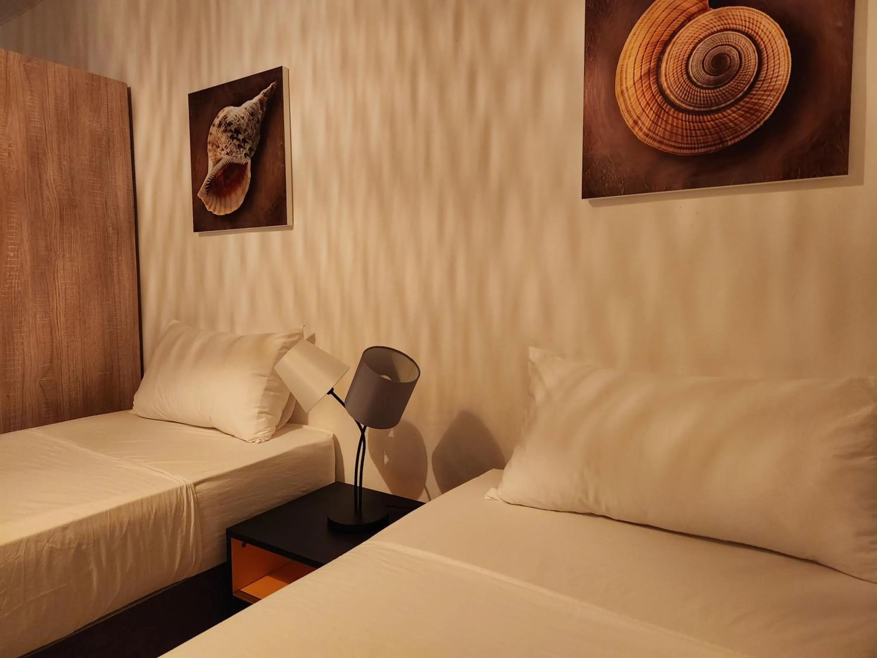 Bedroom, Bed in La Perla Holiday Apartments