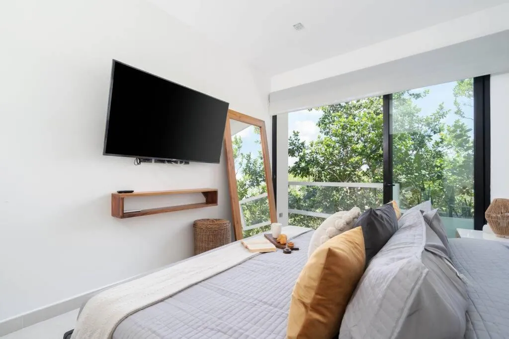 TV and multimedia, Bed in SunsetviewPH+PrivPool+Near Beach&Town+Rooftop+50mb