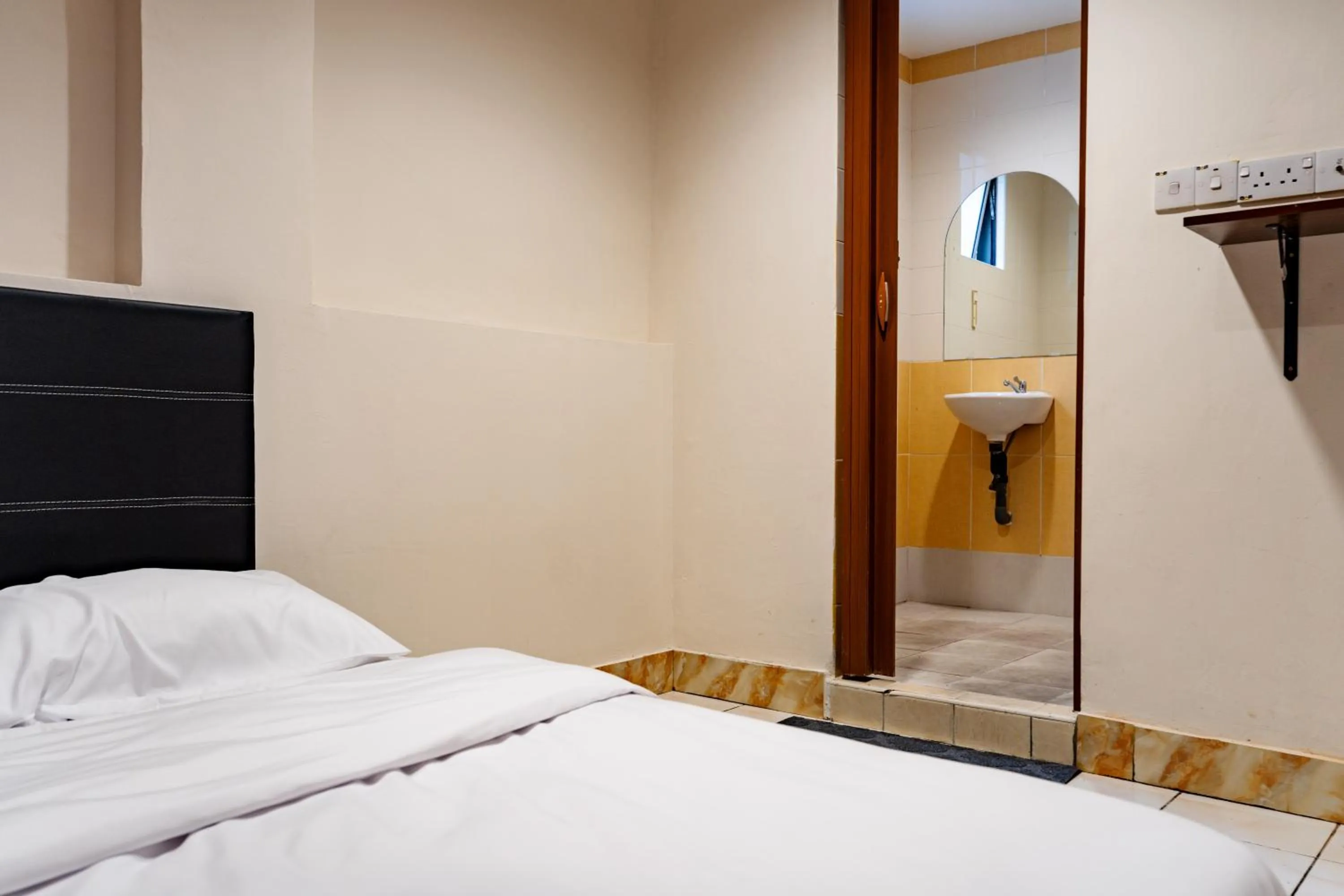 H2 Worldpackers , The Social Hotel