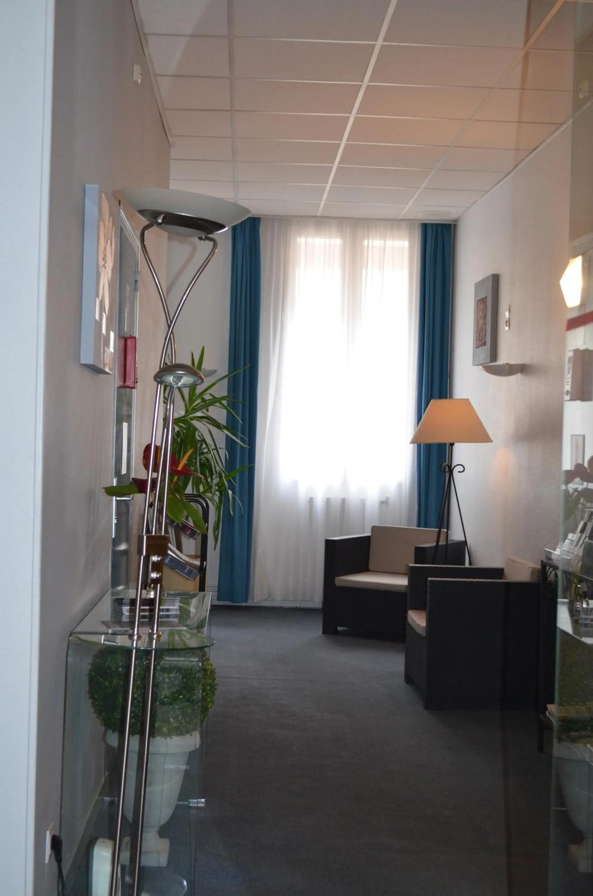 Lobby or reception in Hôtel de La Croix de Malte