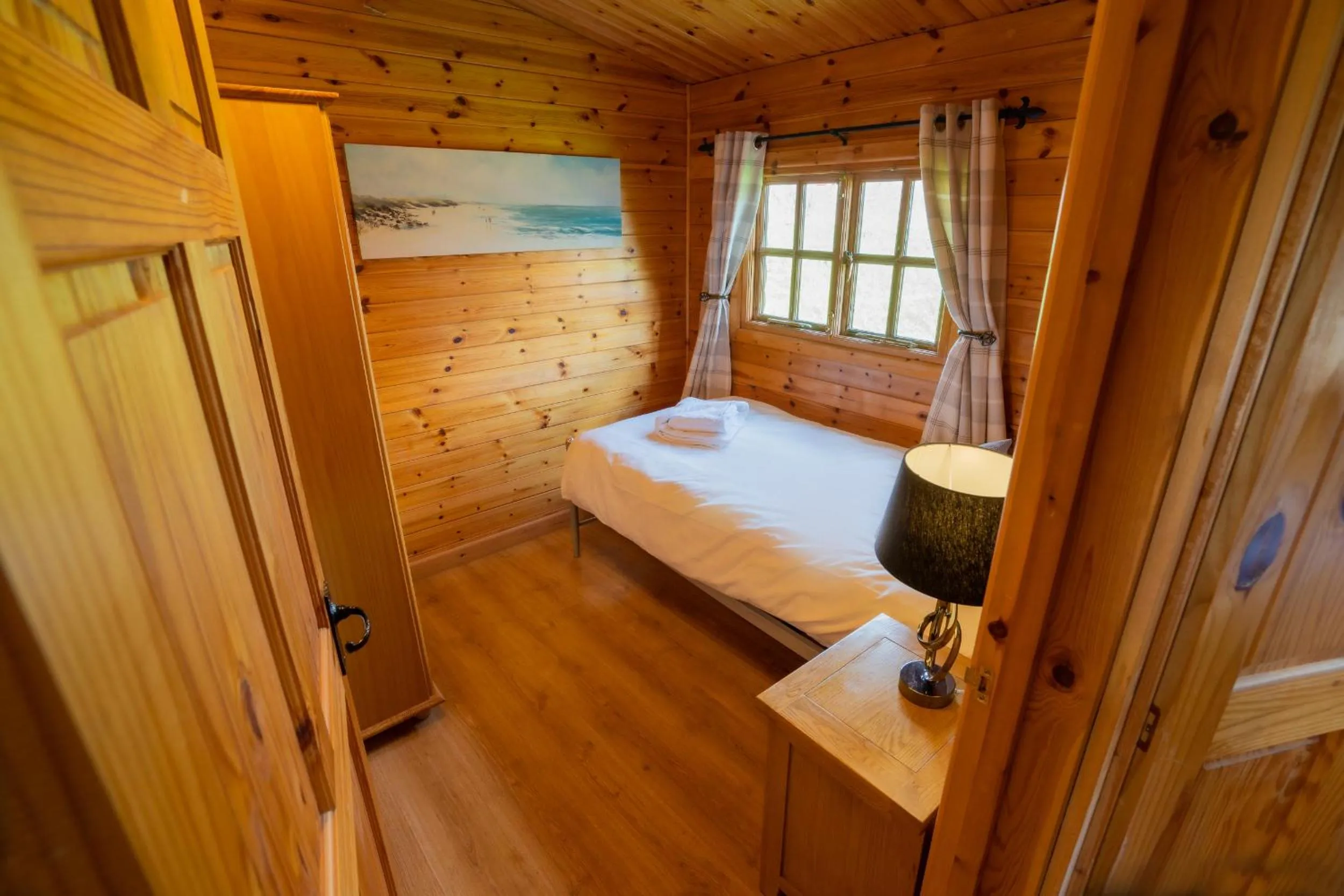Bed in Wall Eden Farm - Luxury Log Cabins and Glamping