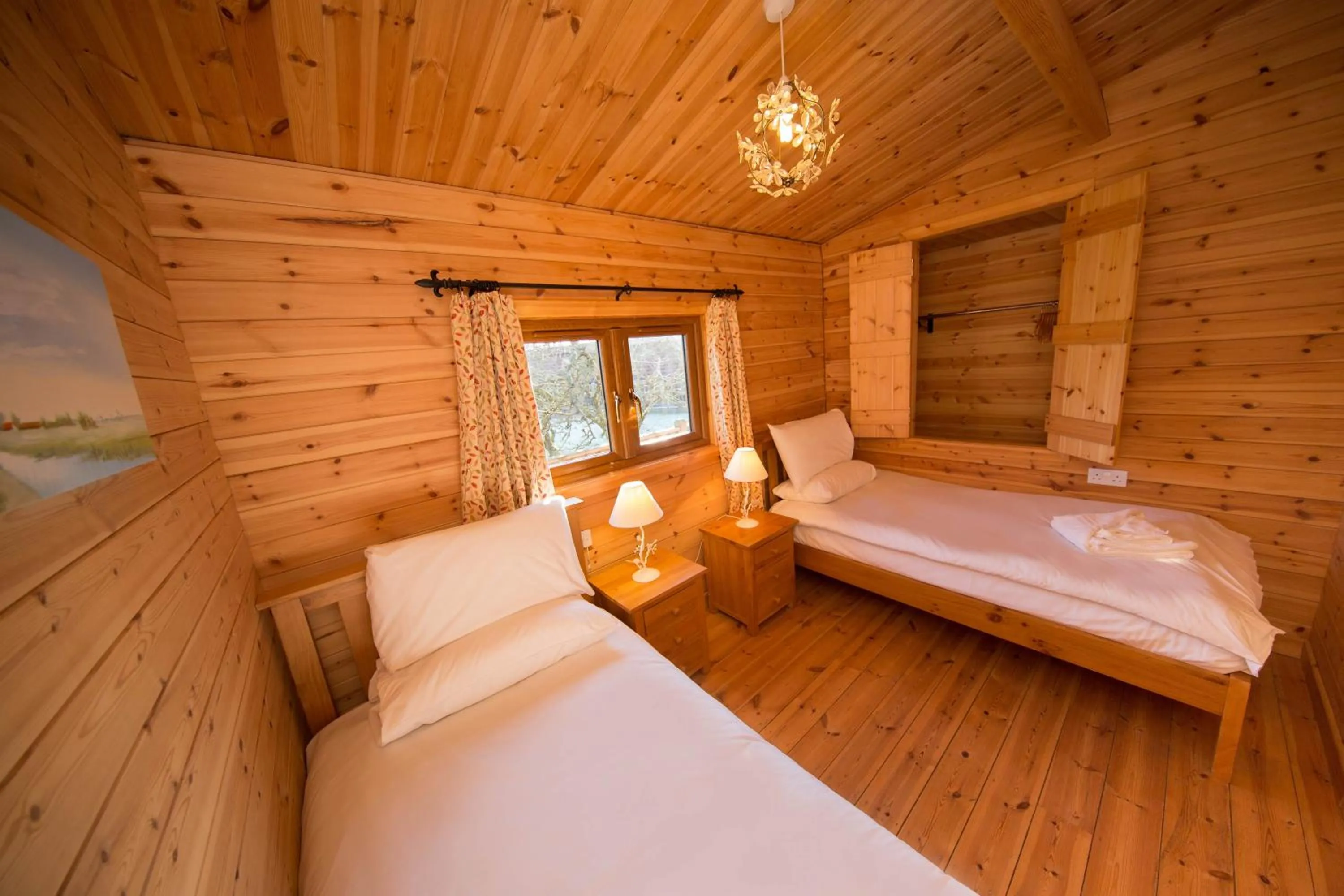 Bedroom, Bed in Wall Eden Farm - Luxury Log Cabins and Glamping