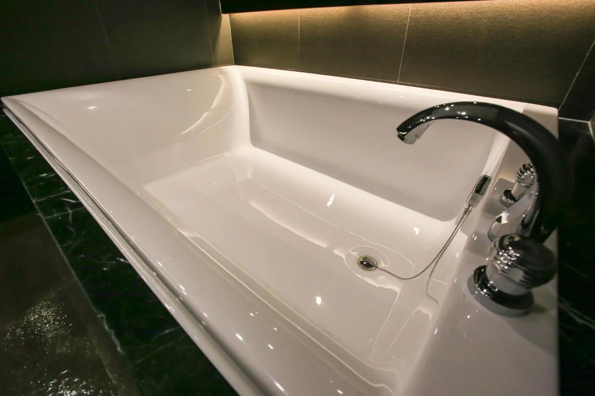Bath in Hotel Star Premier Yeoksam