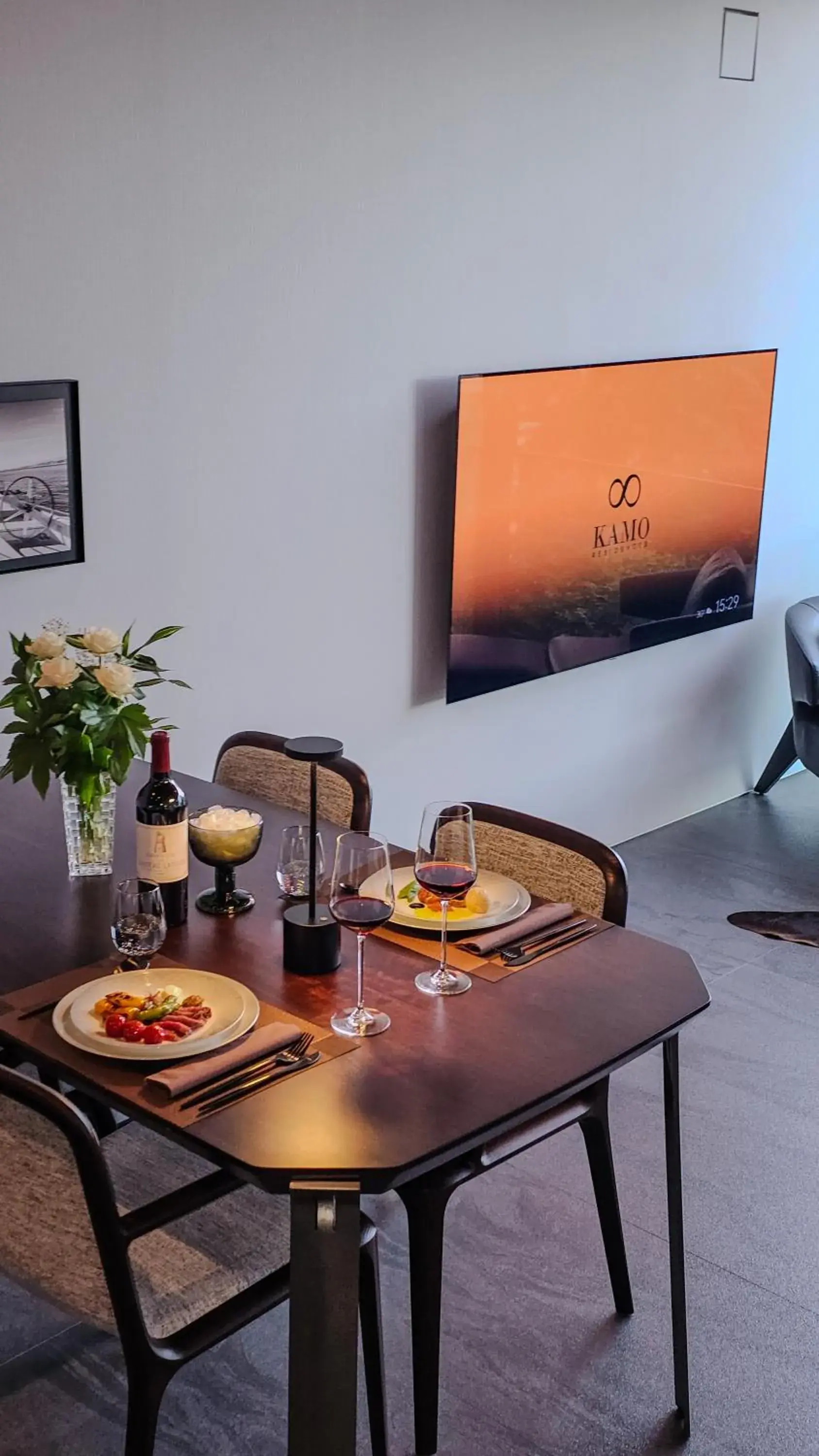 Restaurant/places to eat in Kamo Residences by Reflections Restaurant/places to eat in Kamo Residences by Reflections