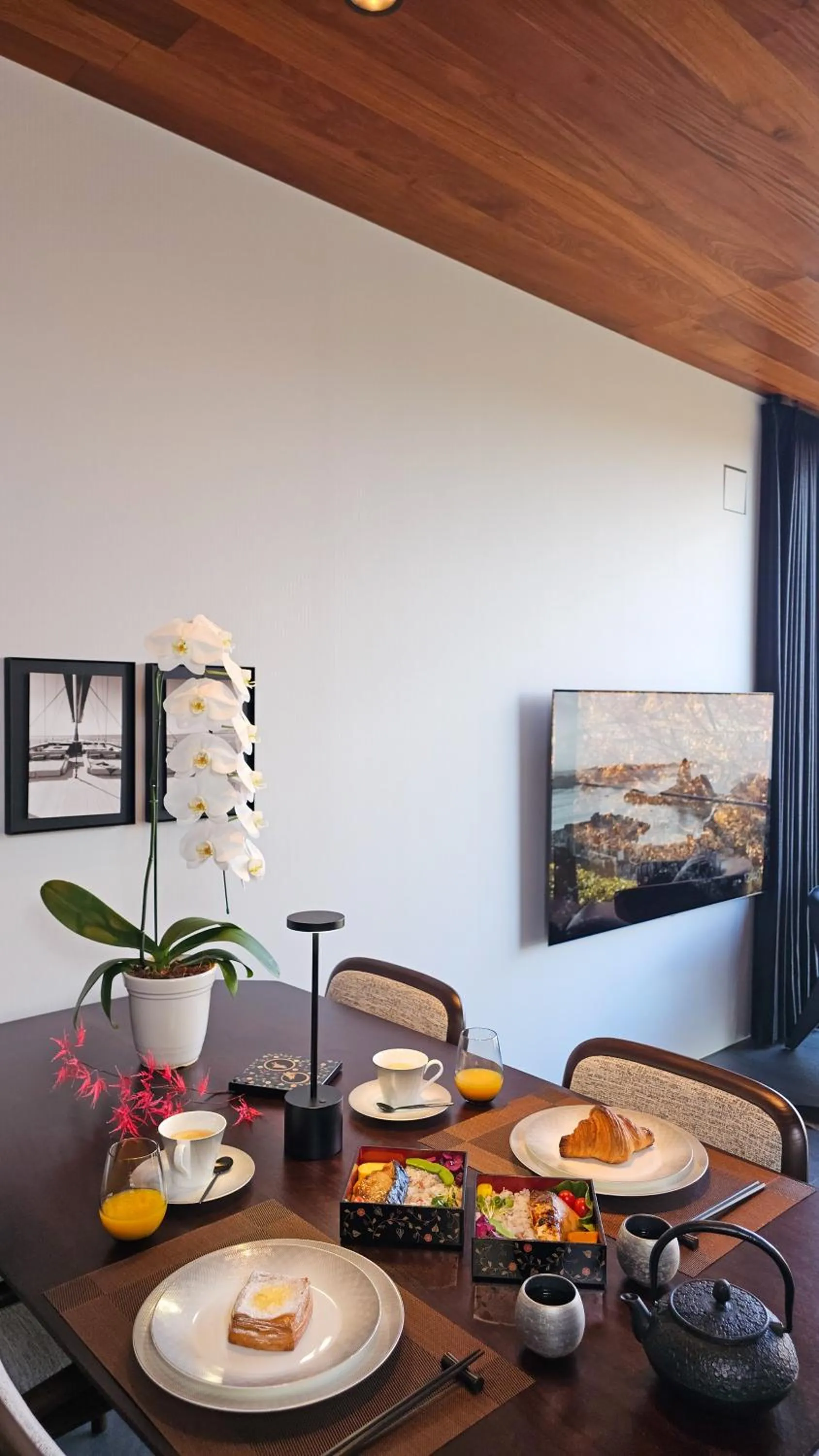 Food and drinks in Kamo Residences by Reflections