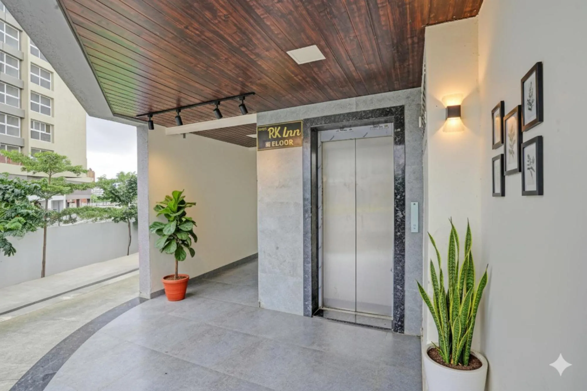 elevator in FabHotel RK Inn