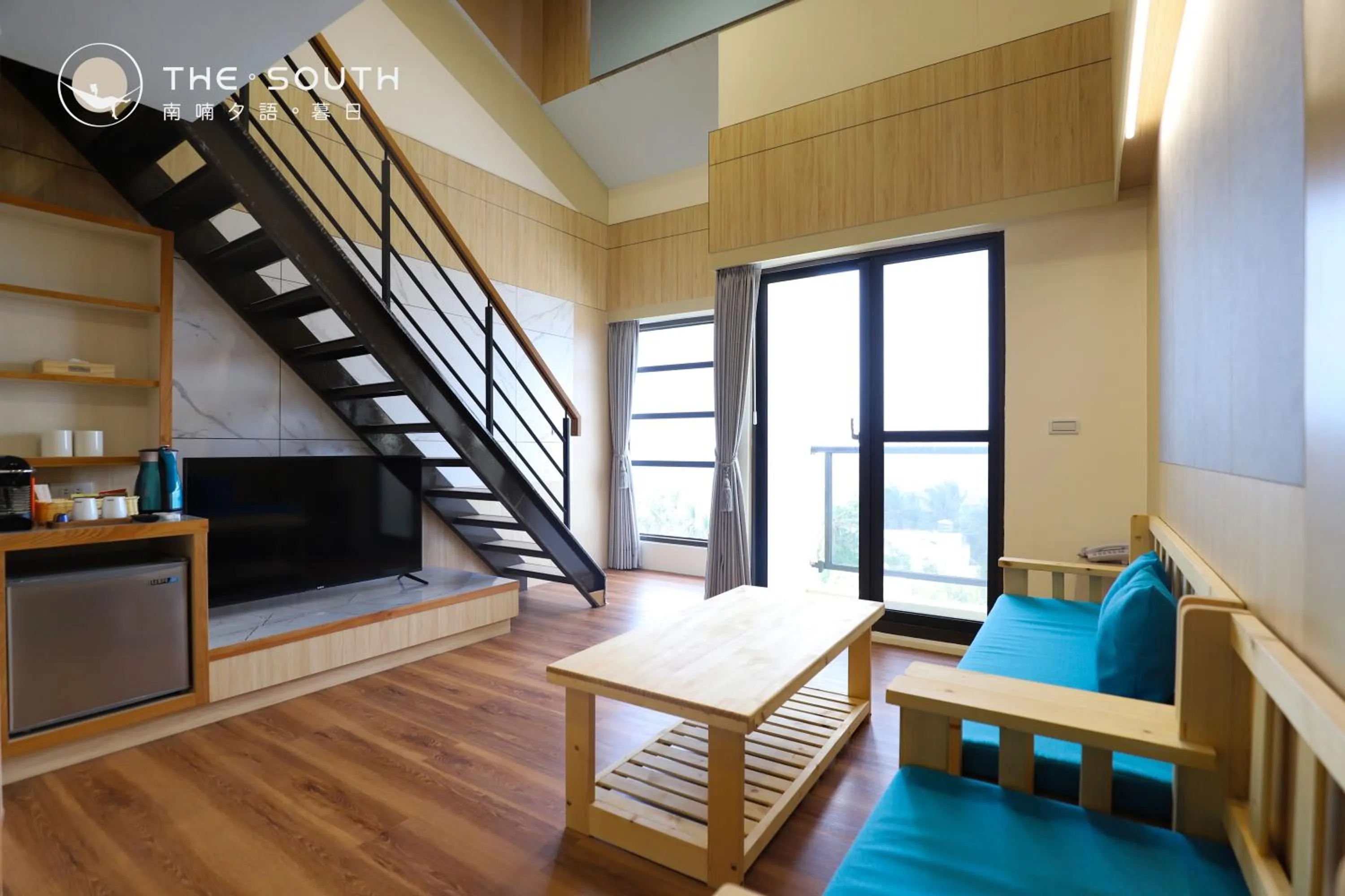 TV and multimedia in The South-Sunset