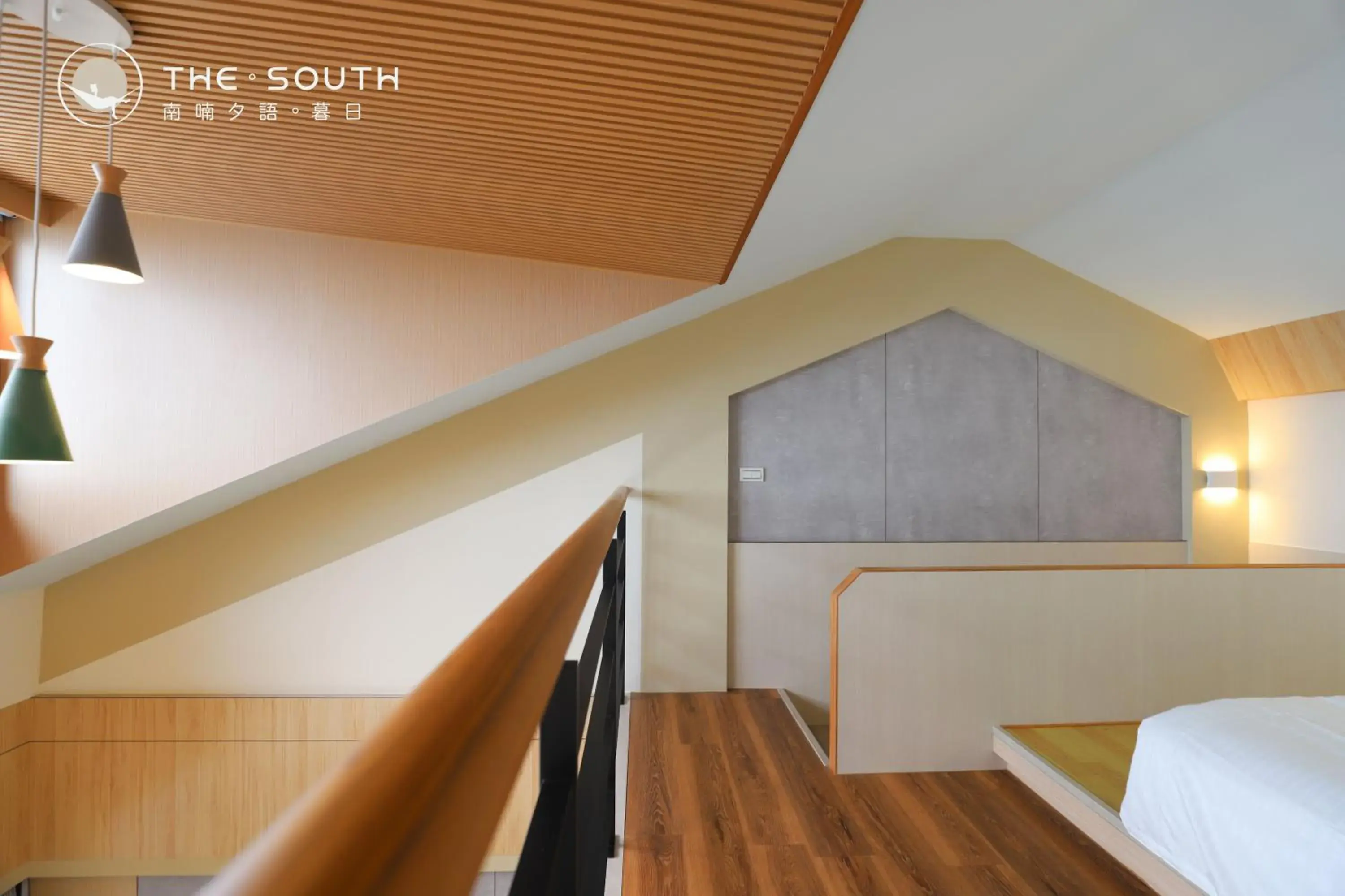 Bed in The South-Sunset Bed in The South-Sunset