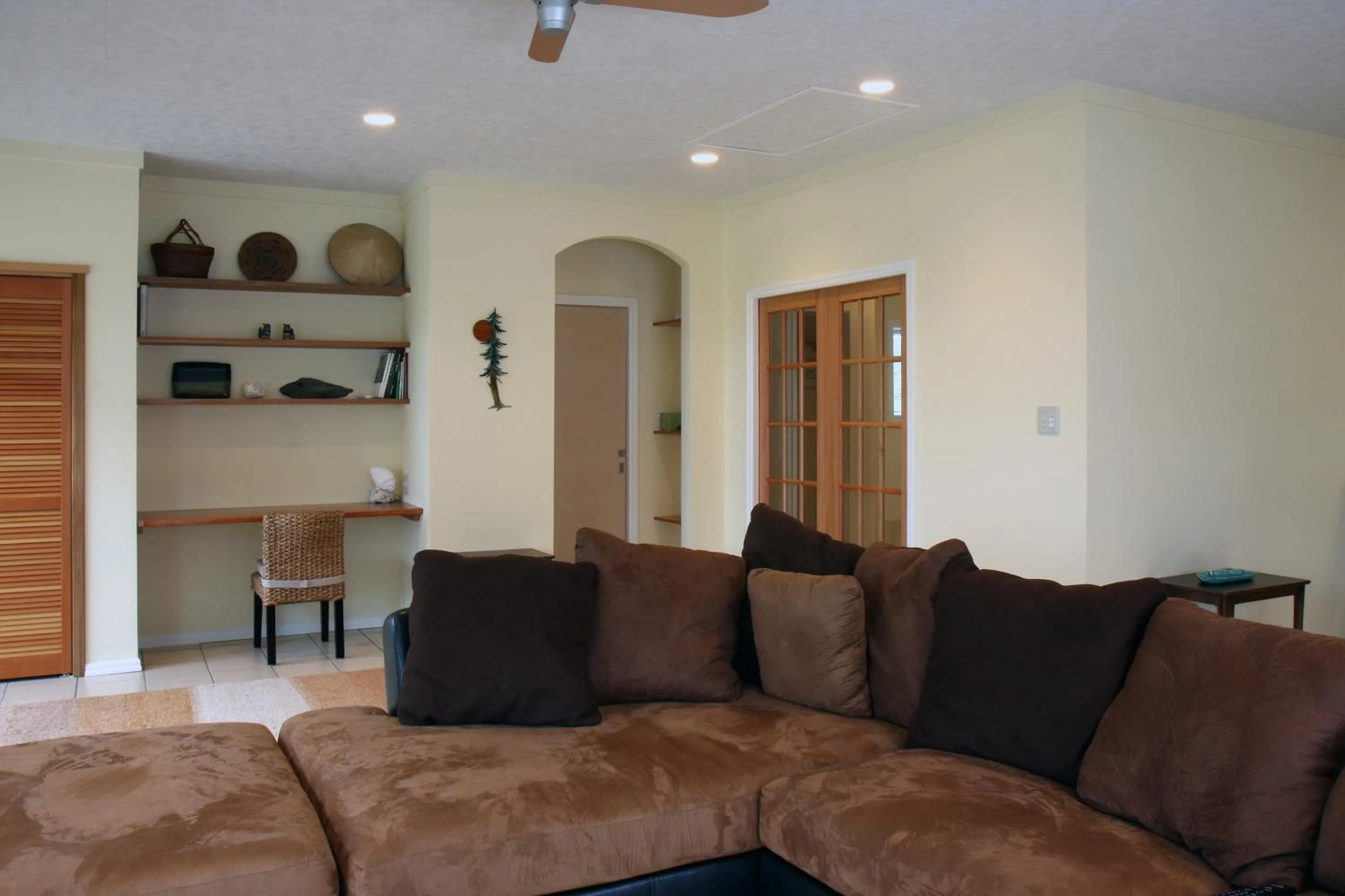 Living room in Tsundara Beach Retreat