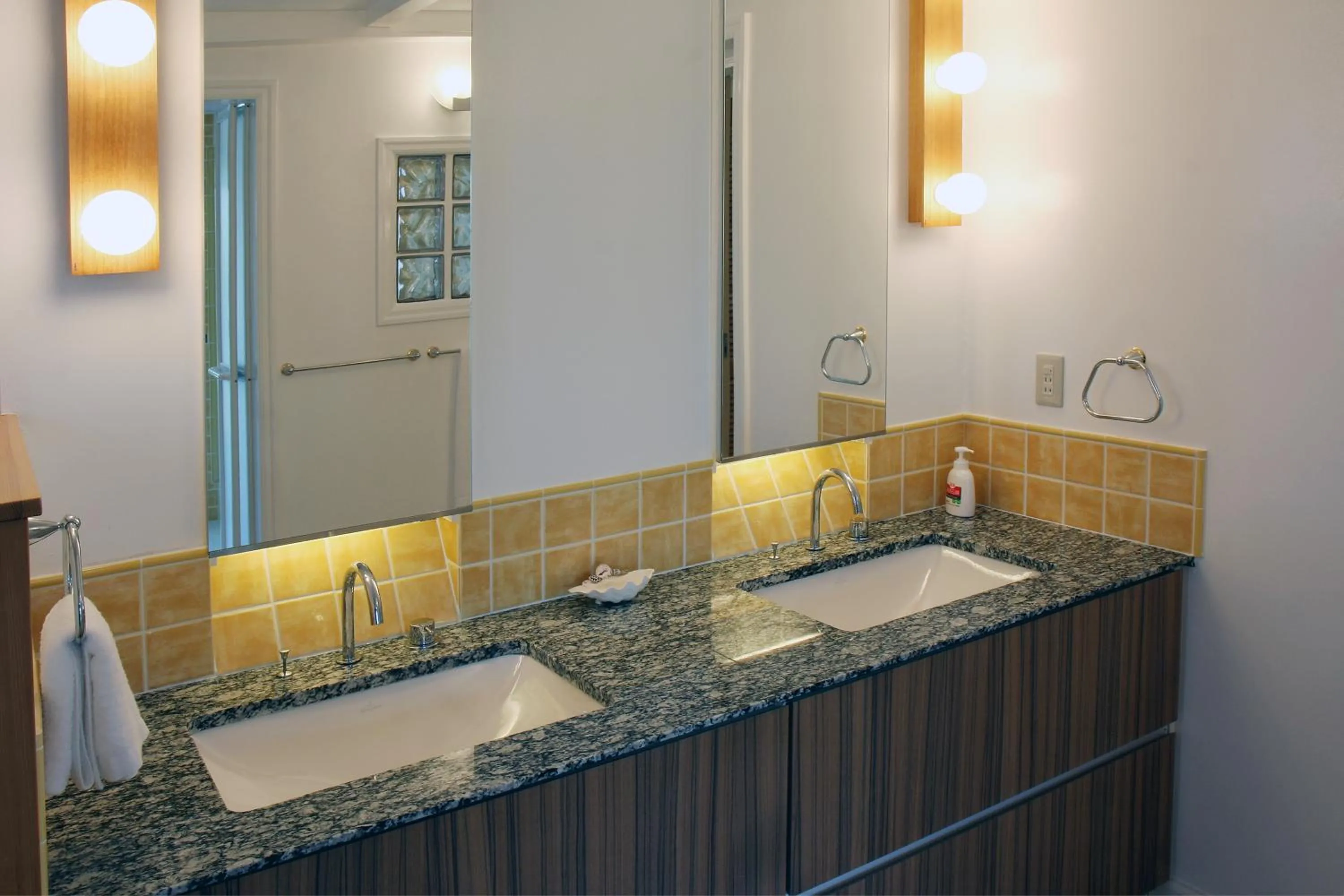Bathroom in Tsundara Beach Retreat