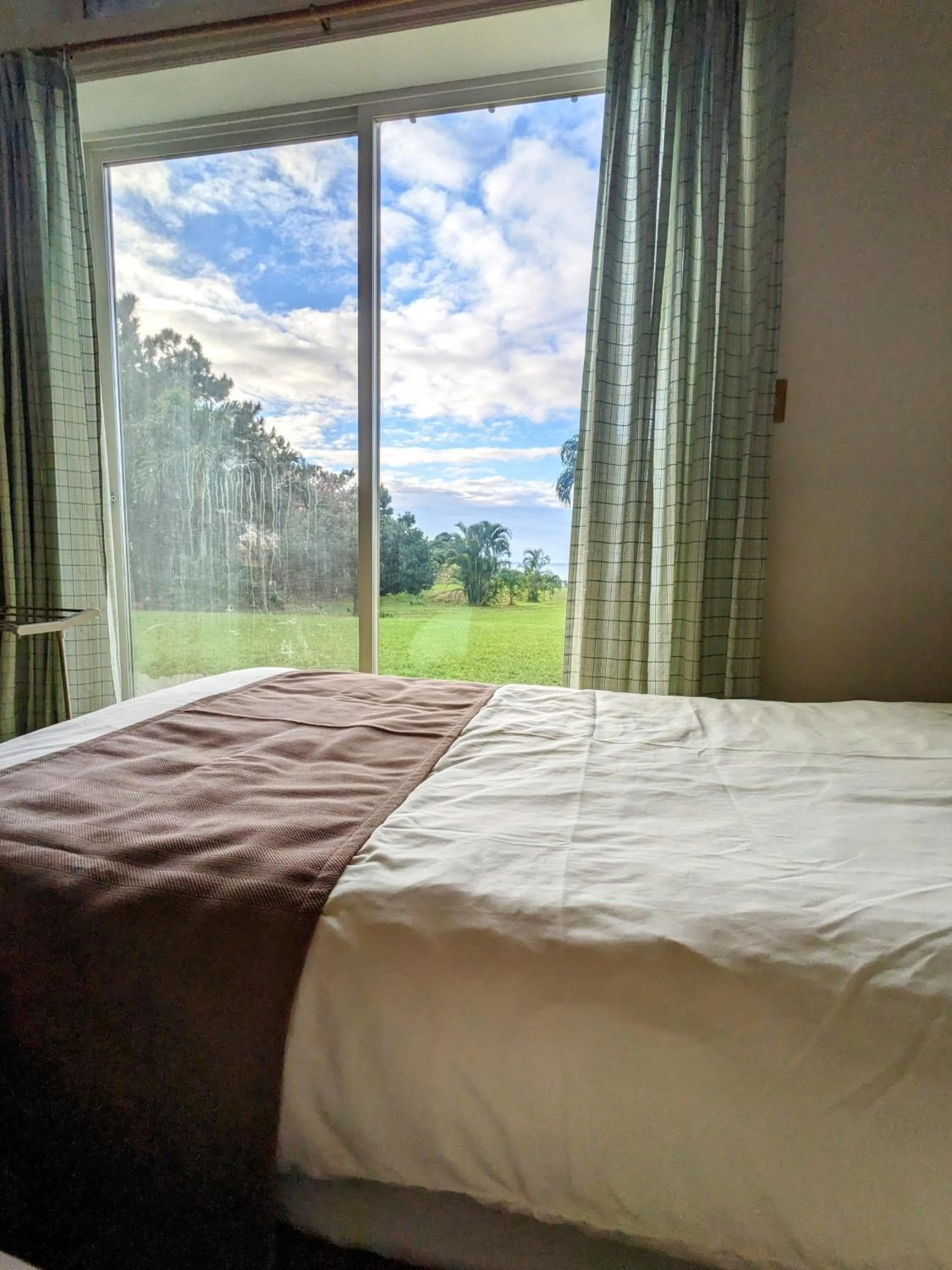 Bed in Tsundara Beach Retreat