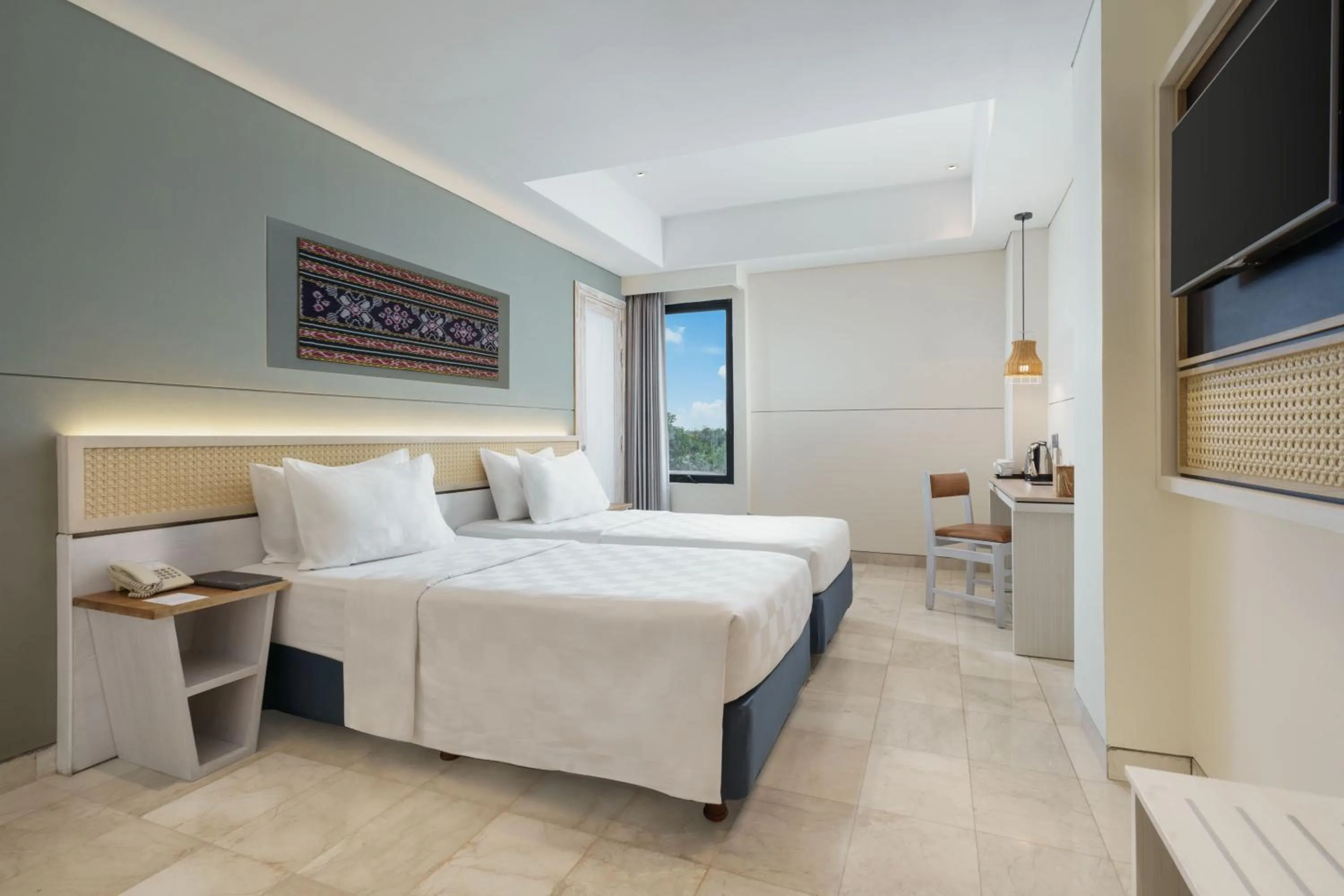 Bed in Swiss-Belcourt Lombok