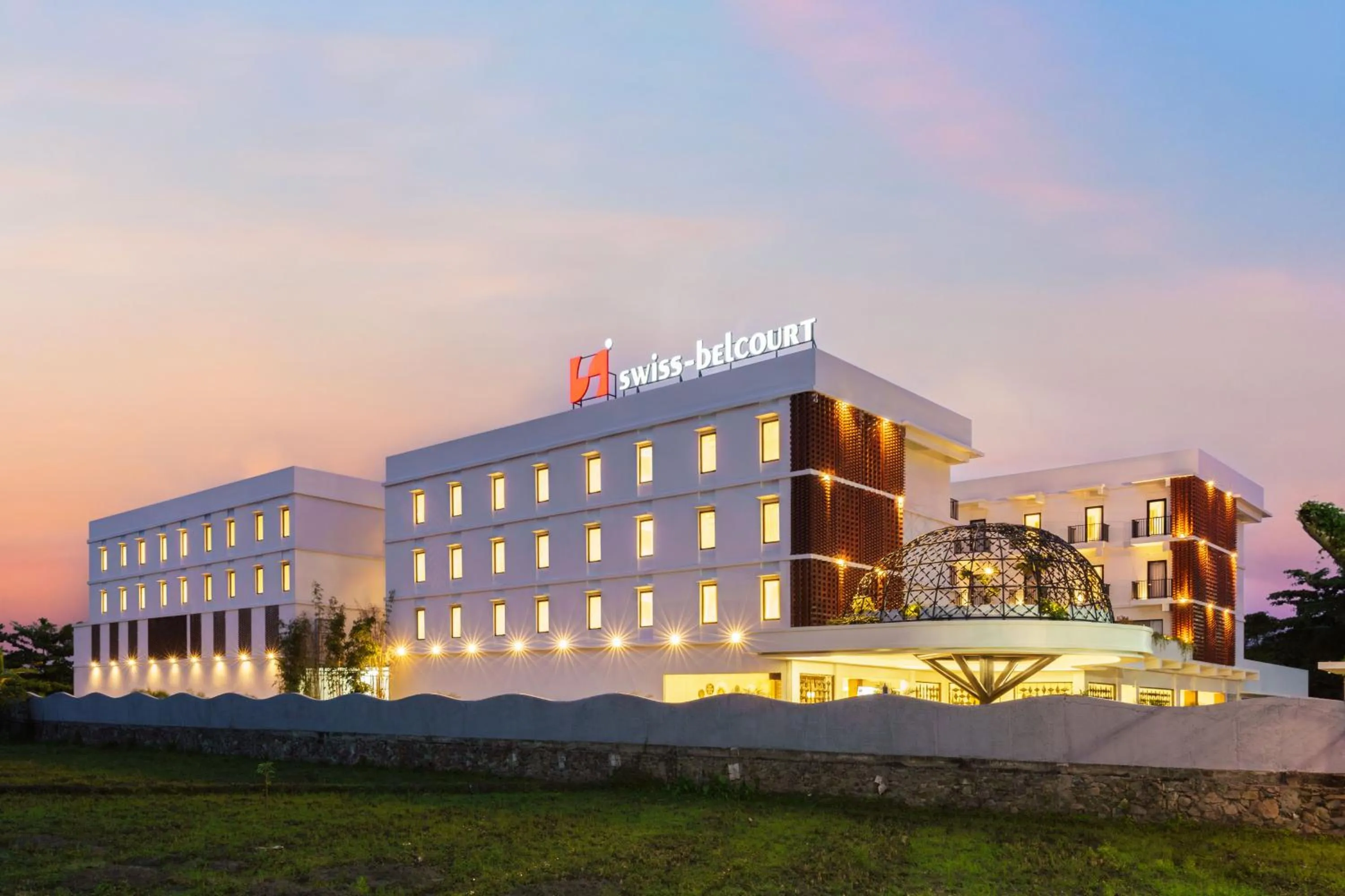 Property building in Swiss-Belcourt Lombok