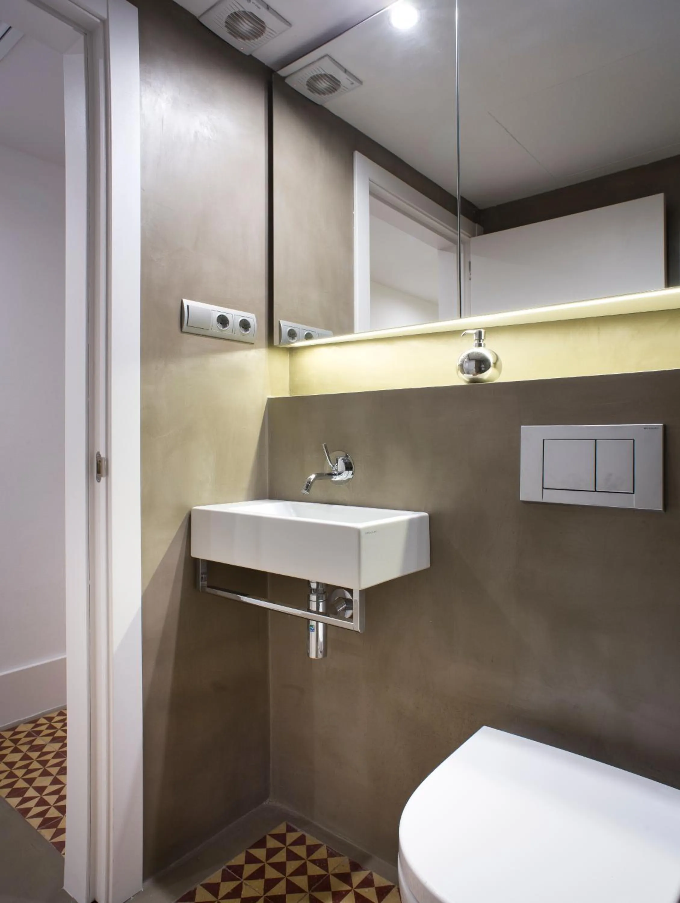 Bathroom in Best House Best Place