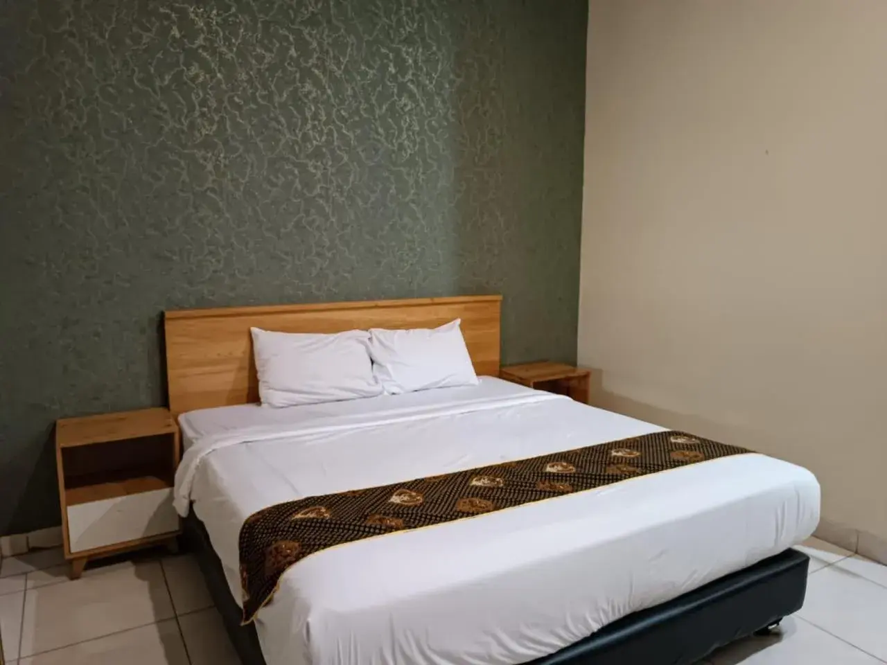 Standard Twin Room in Shafira Hotel Yogyakarta Standard Twin Room in Shafira Hotel Yogyakarta