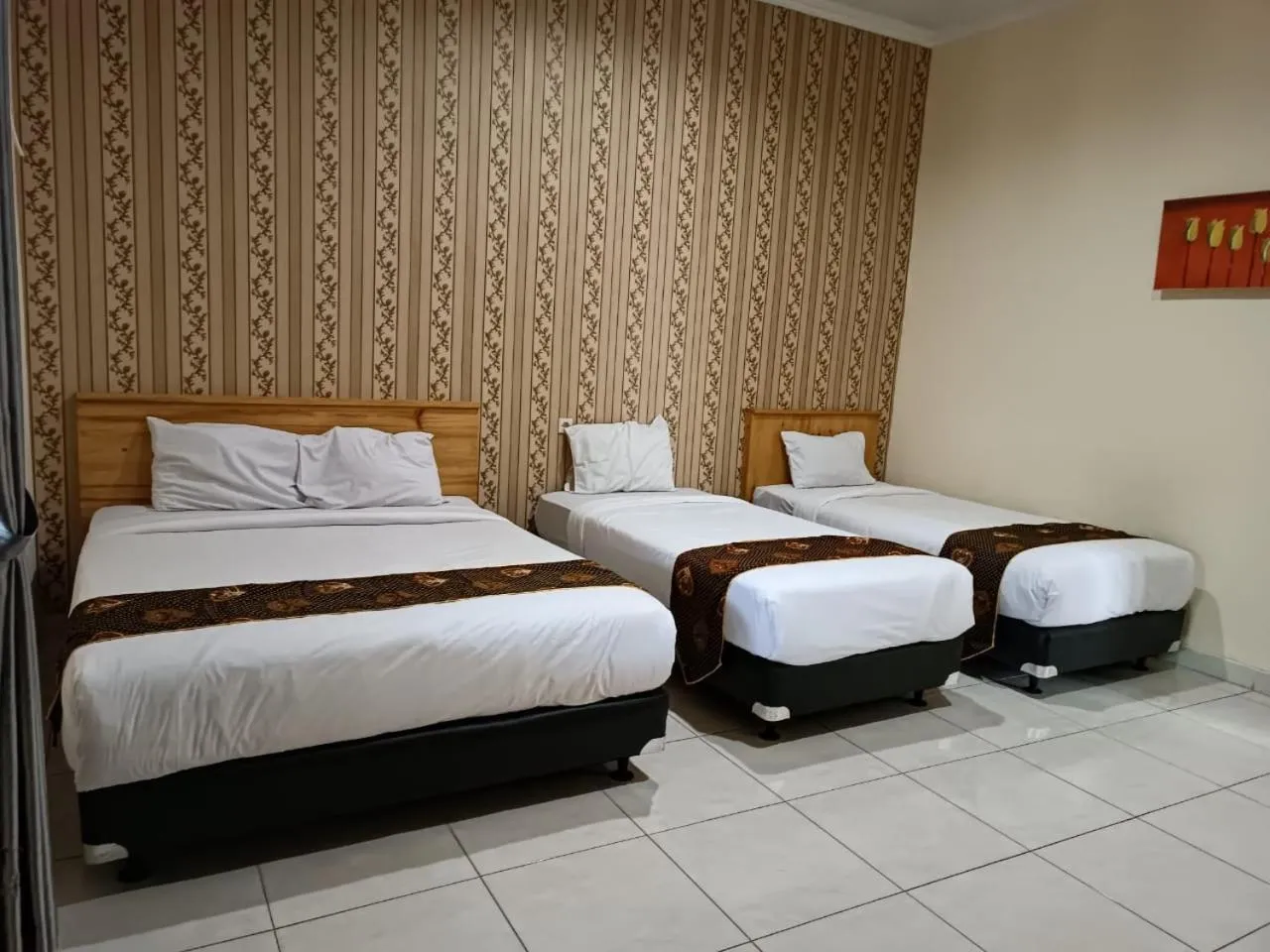 Bedroom, Bed in Shafira Hotel Yogyakarta