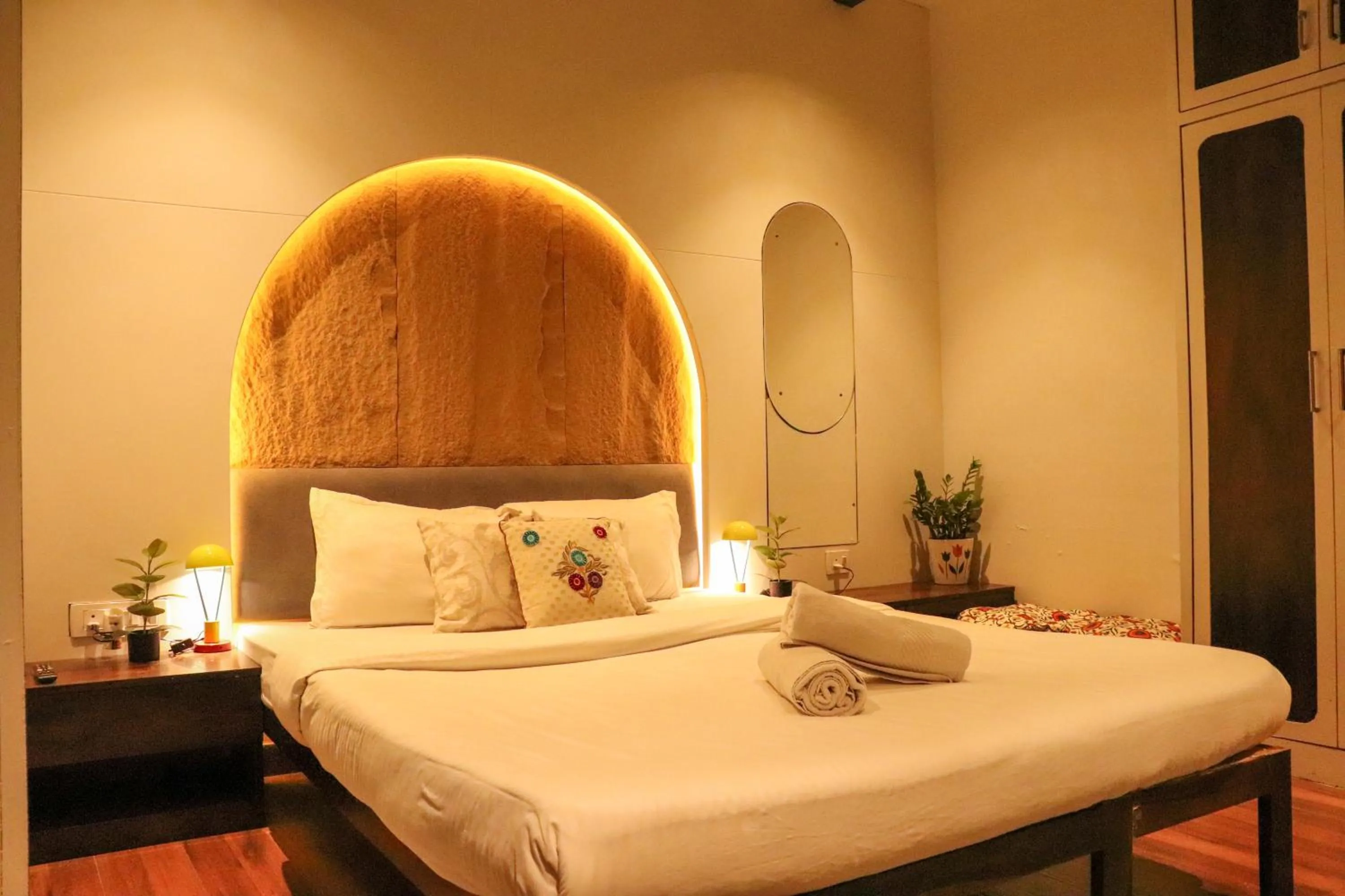 Bedroom, Bed in Blue Door