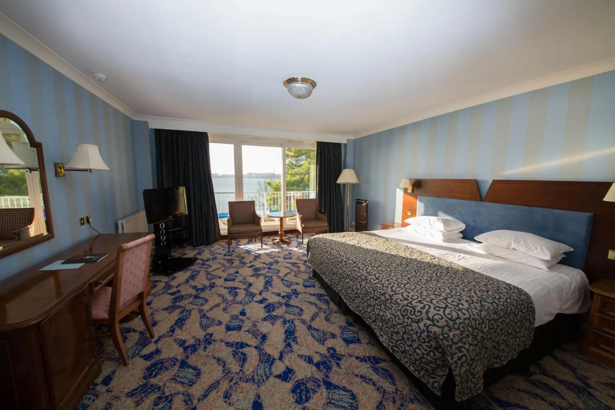 TV and multimedia, Bed in The Imperial Torquay