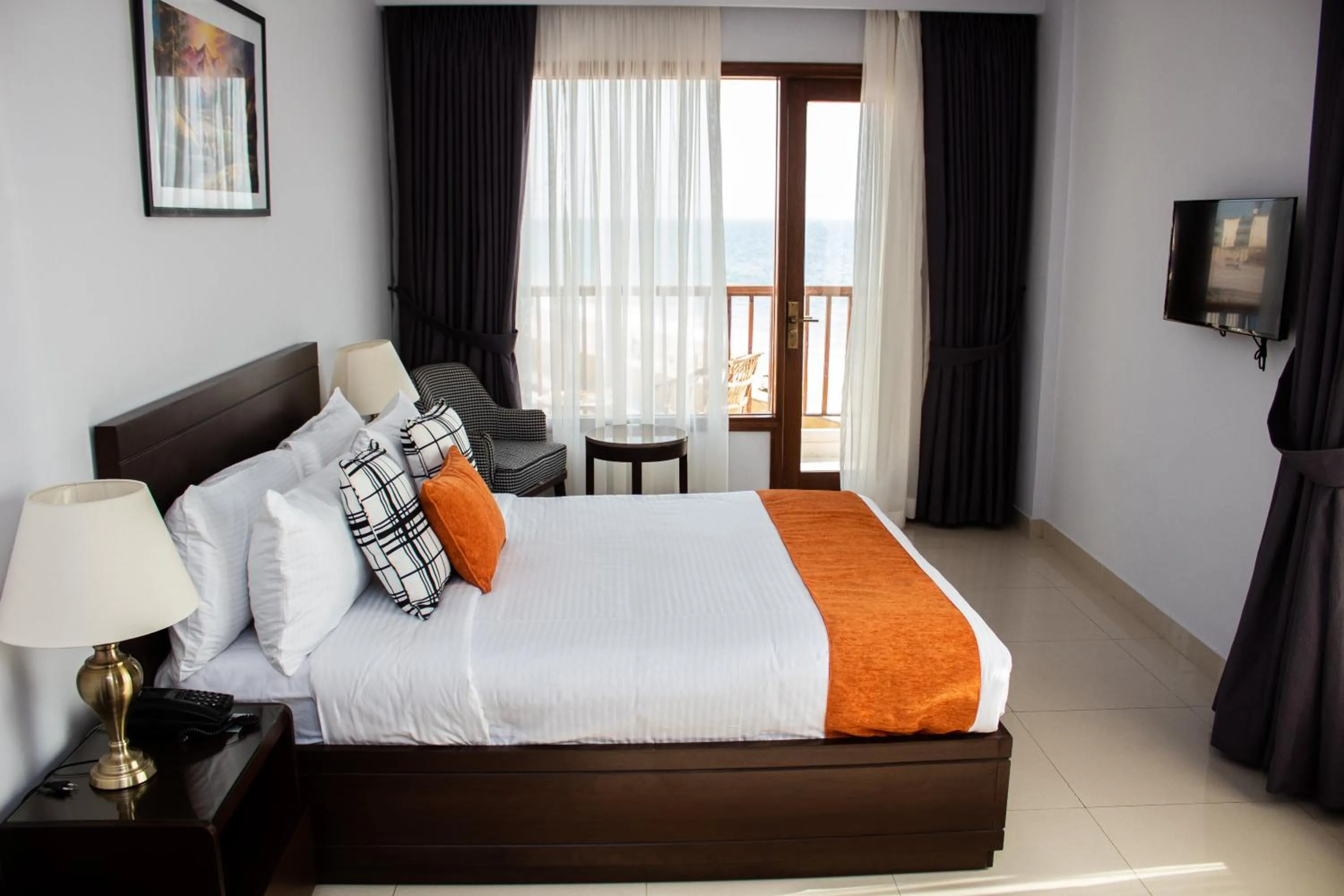 Bed in Destination Beach Hotel by Dreamworld