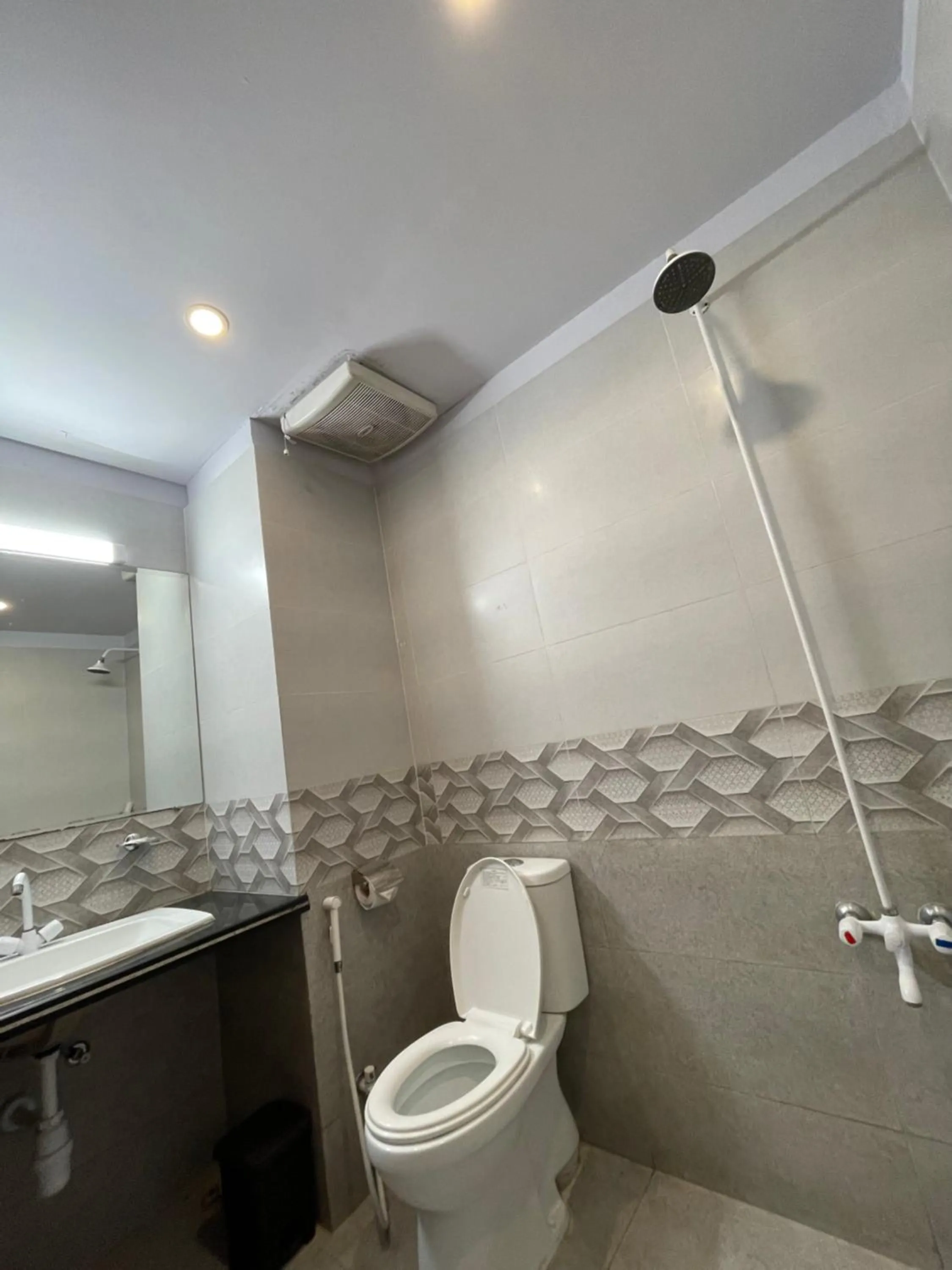 Bathroom in Destination Beach Hotel by Dreamworld