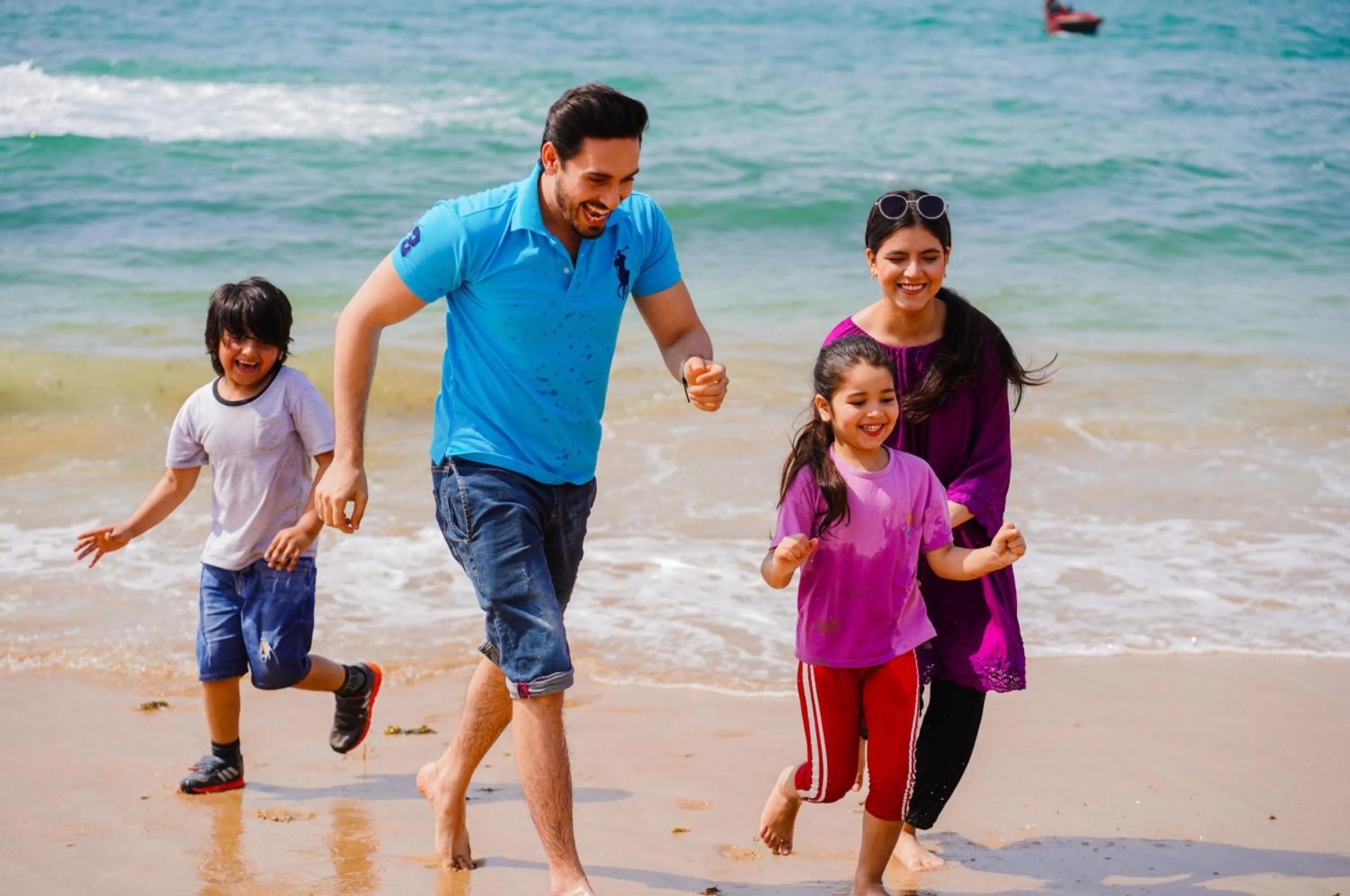 Day in Destination Beach Hotel by Dreamworld