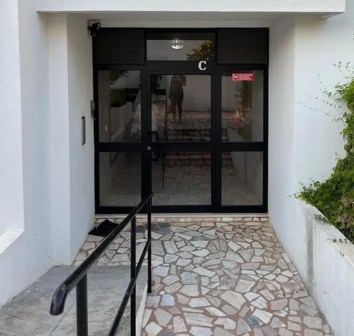 Facade/entrance in Casa Oliveira - Algarve