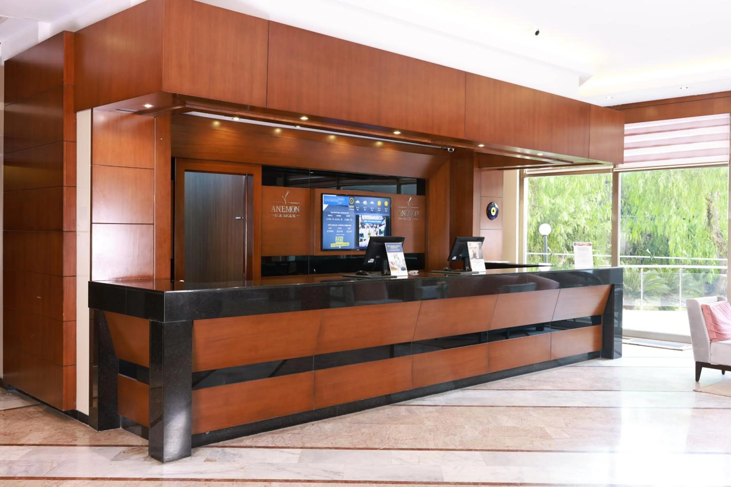 Lobby or reception in Anemon Kent Ege Otel