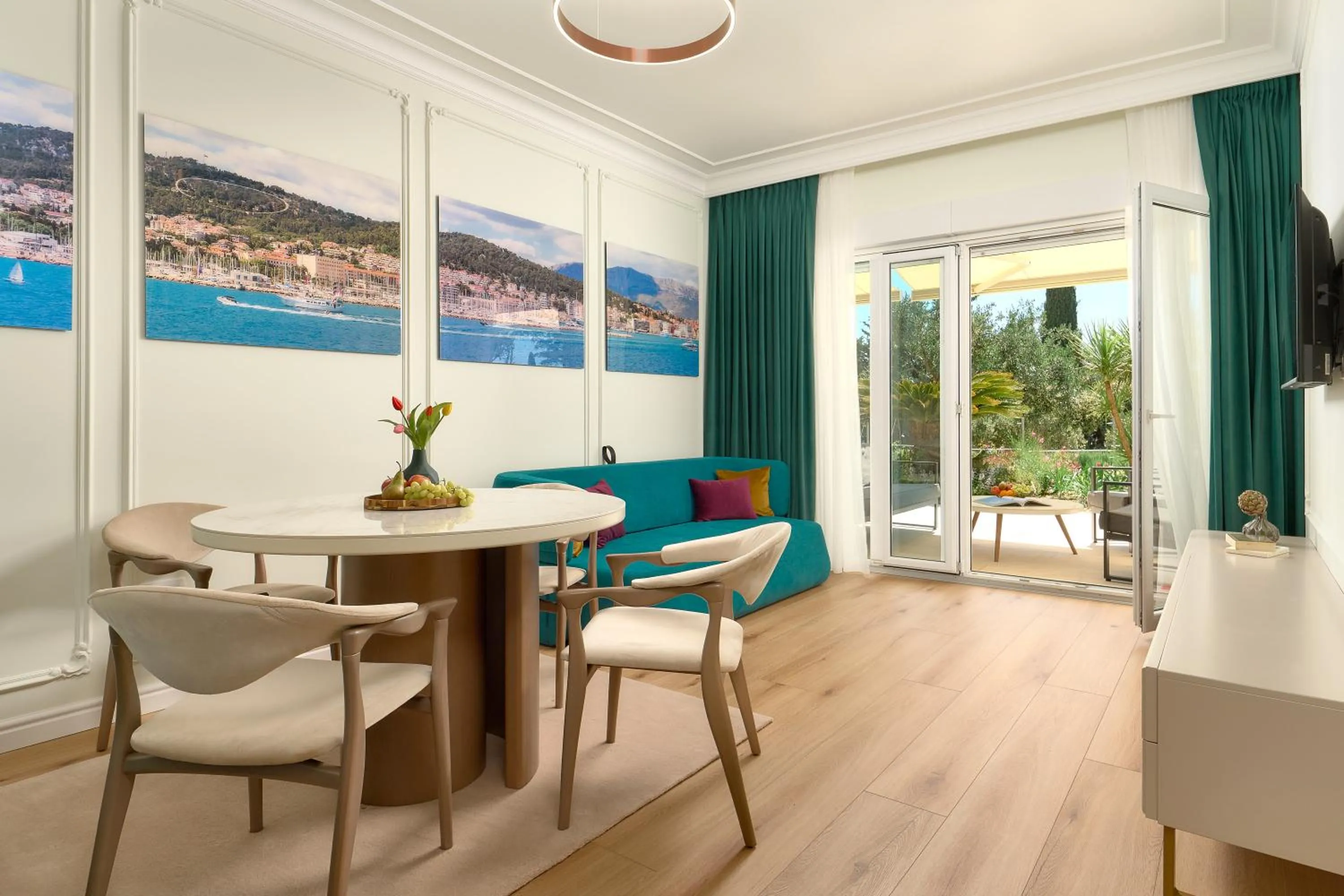 One-Bedroom Apartment with Balcony in Luxury Apartments Villa Klara