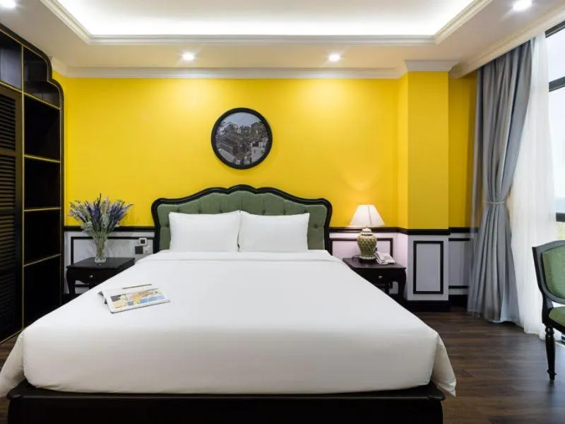Bed in Charming beauty hotel